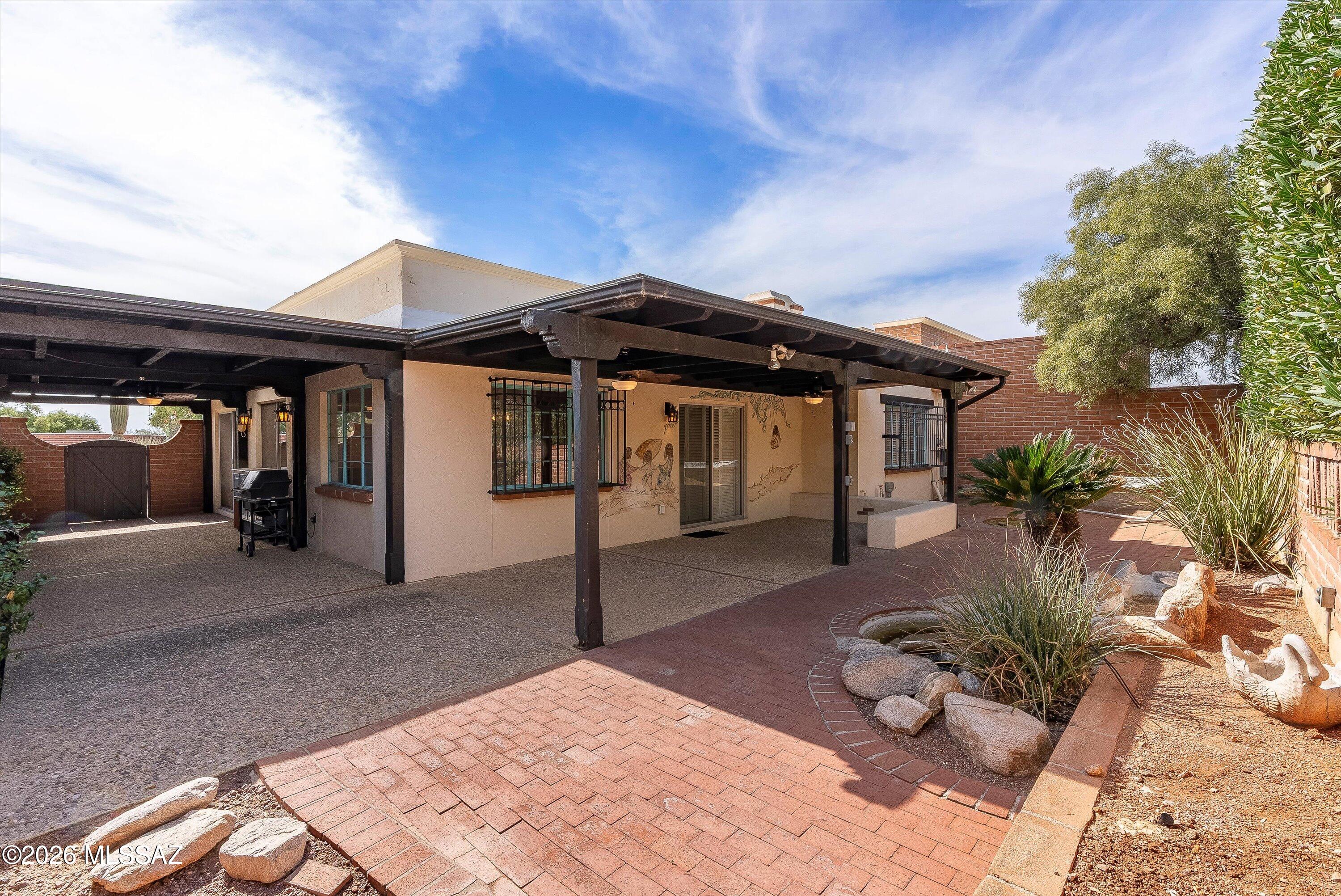 Catalina Pueblo 2 Resub Th - Residential Lease