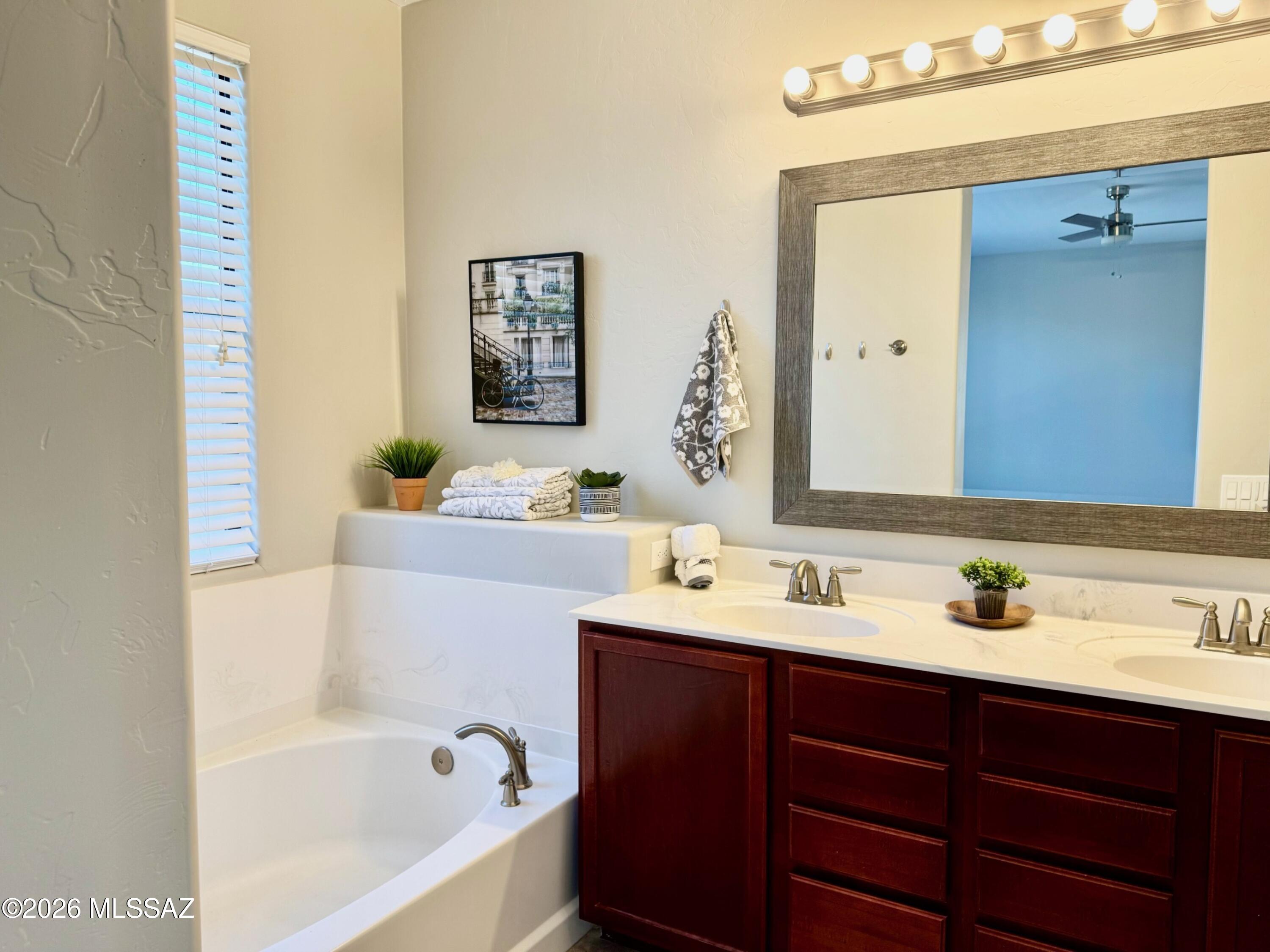 Oasis Harrison - Residential