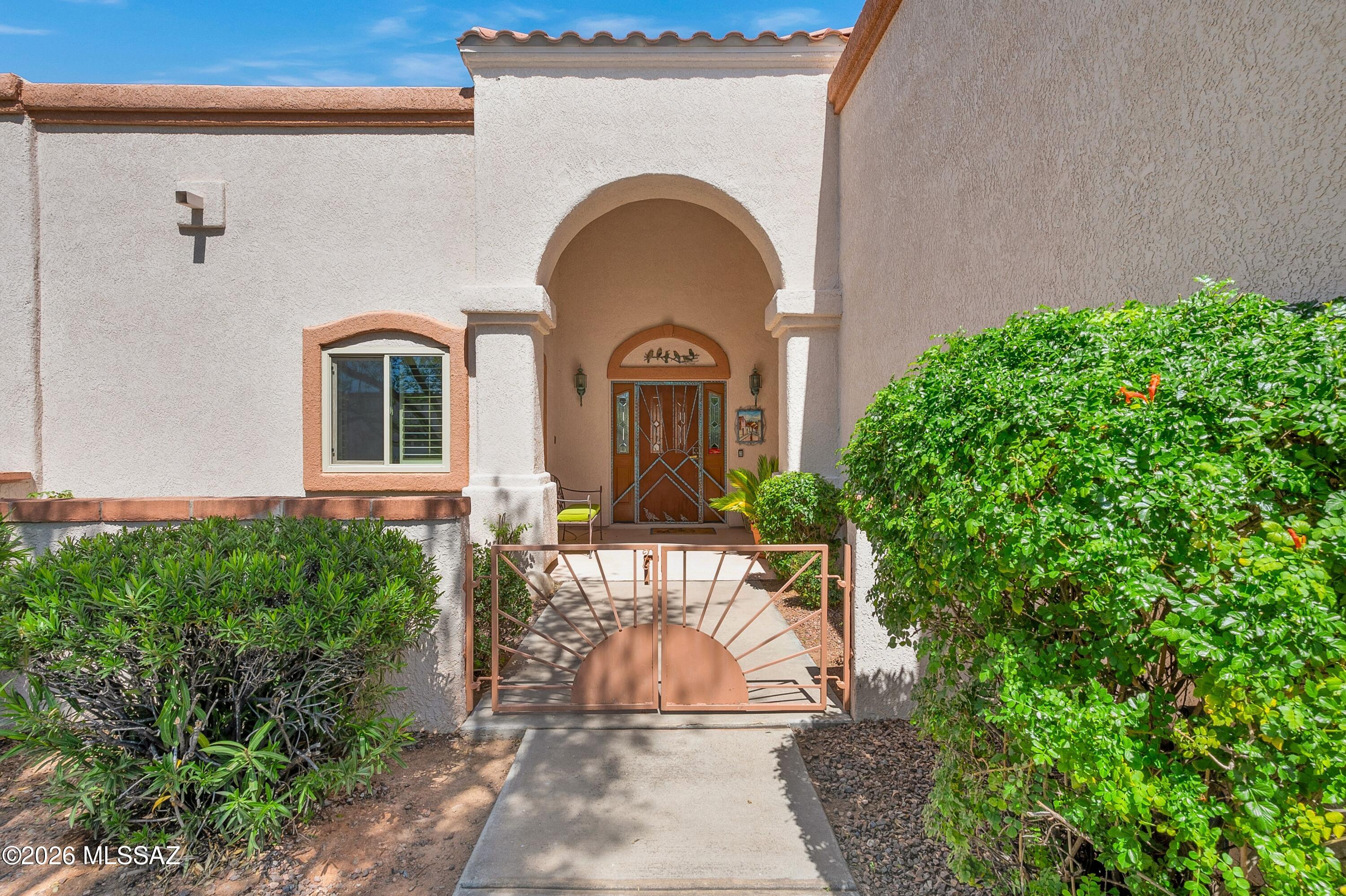 1336 W Cactus Moon Place