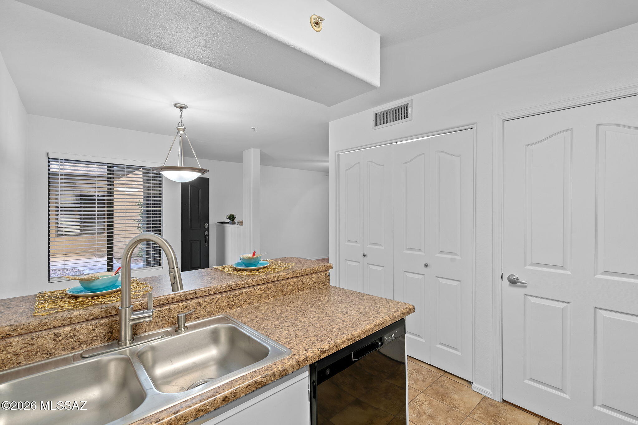 Veranda at Ventana Condominiums - Residential
