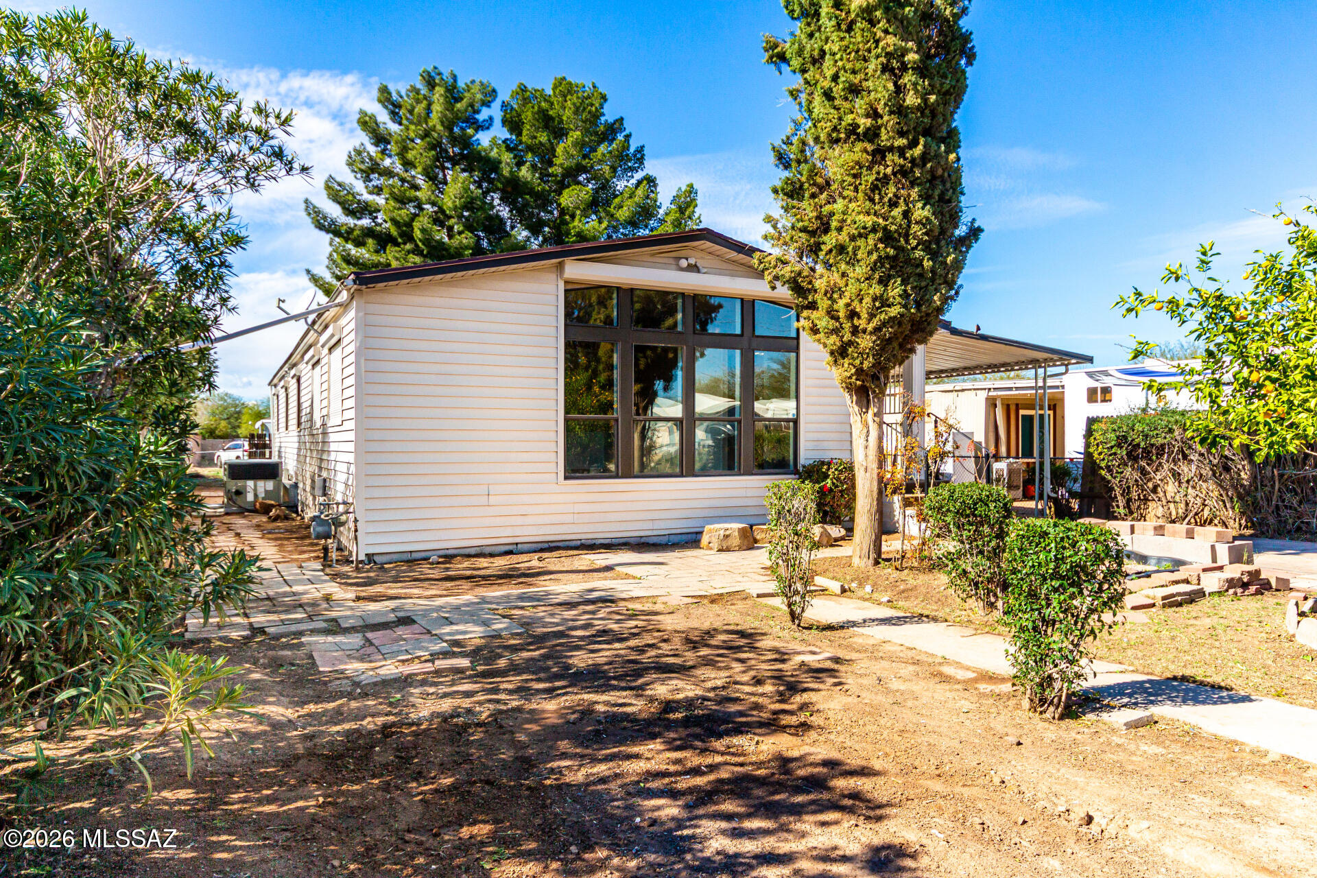Los Ranchitos Number 8 - Residential