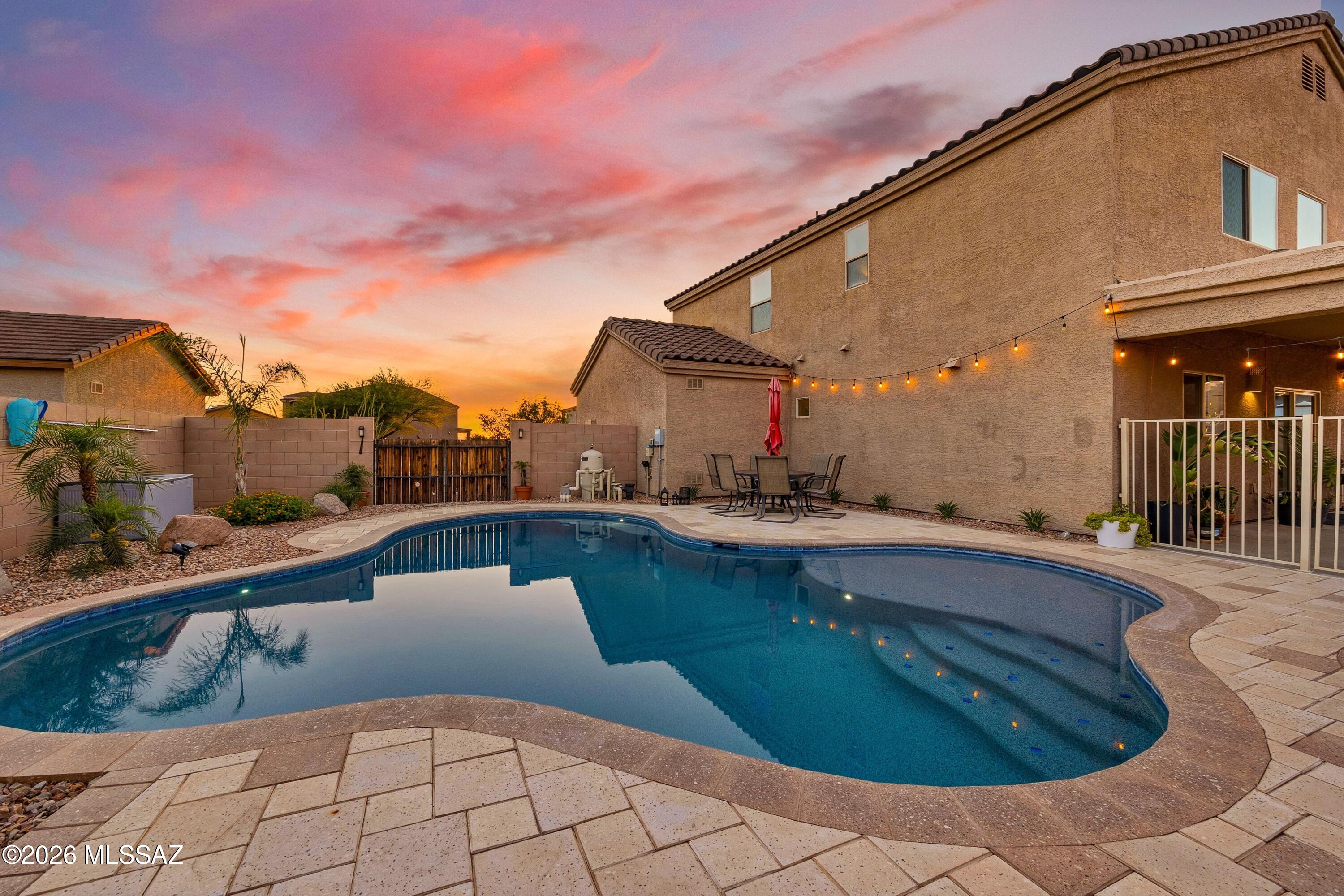 571 S Courts Redford Drive