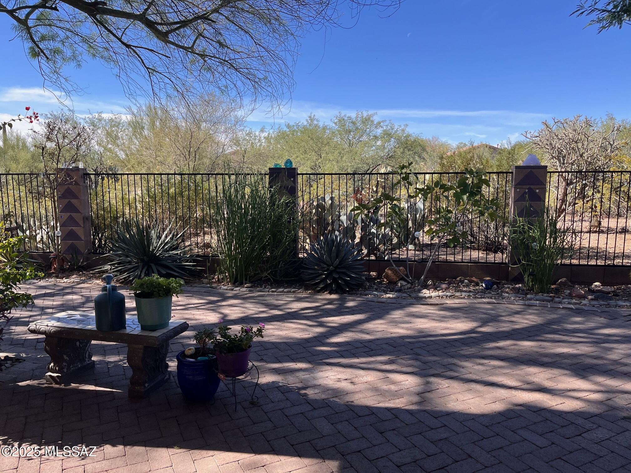 3490 S Desert Lantern Road