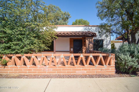 Photo of 349 S Paseo Madera #D, Green Valley, AZ 85614 (MLS # 22622896)