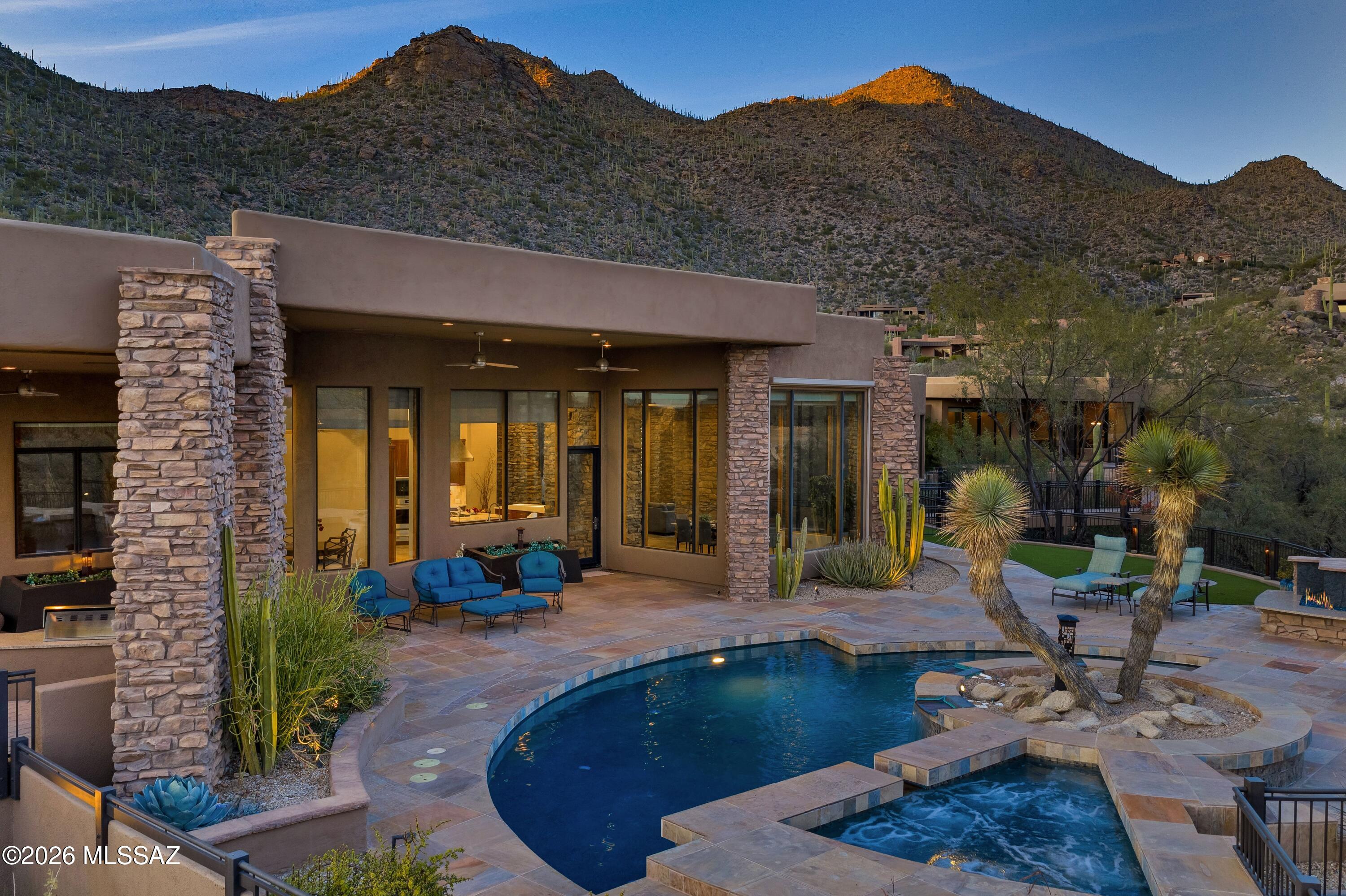 Canyon Pass At Dove Mountain - Residential