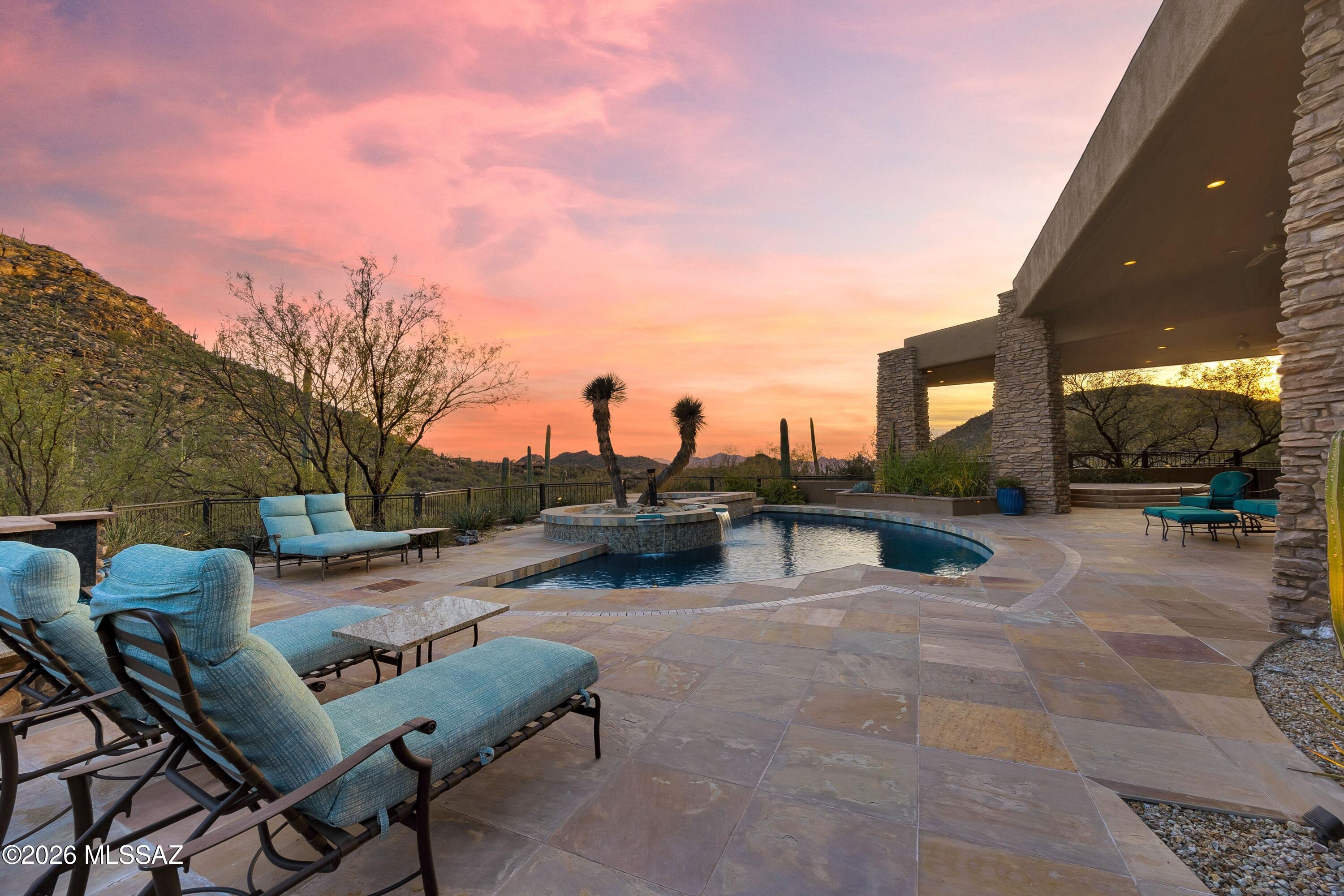 Canyon Pass At Dove Mountain - Residential
