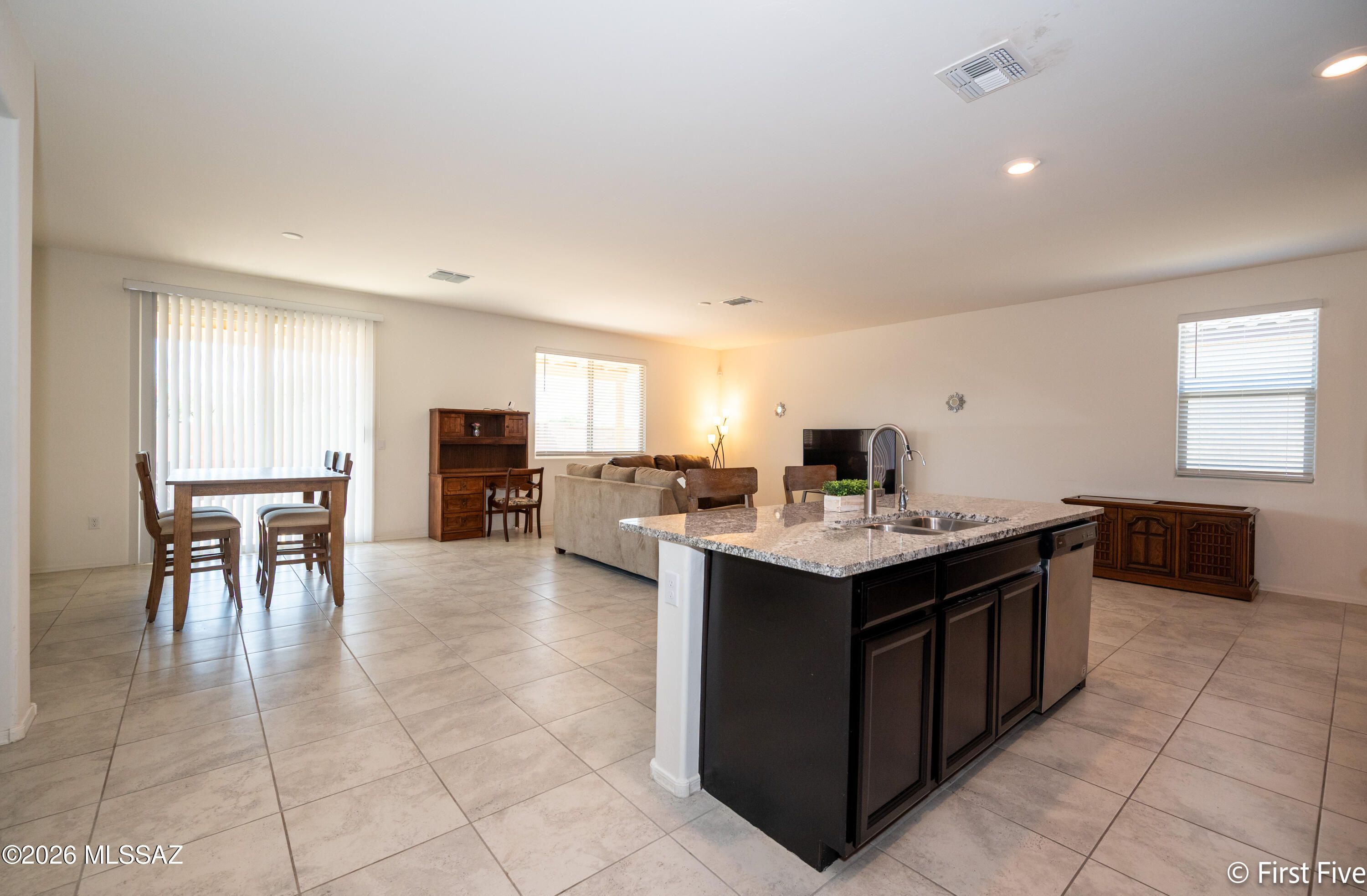 Bella Tierra - Residential