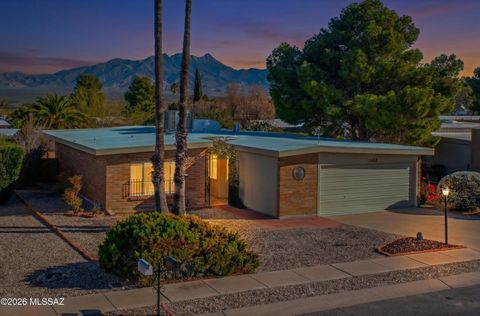 Photo of 1432 N Rio Aros, Green Valley, AZ 85614 (MLS # 22604137)