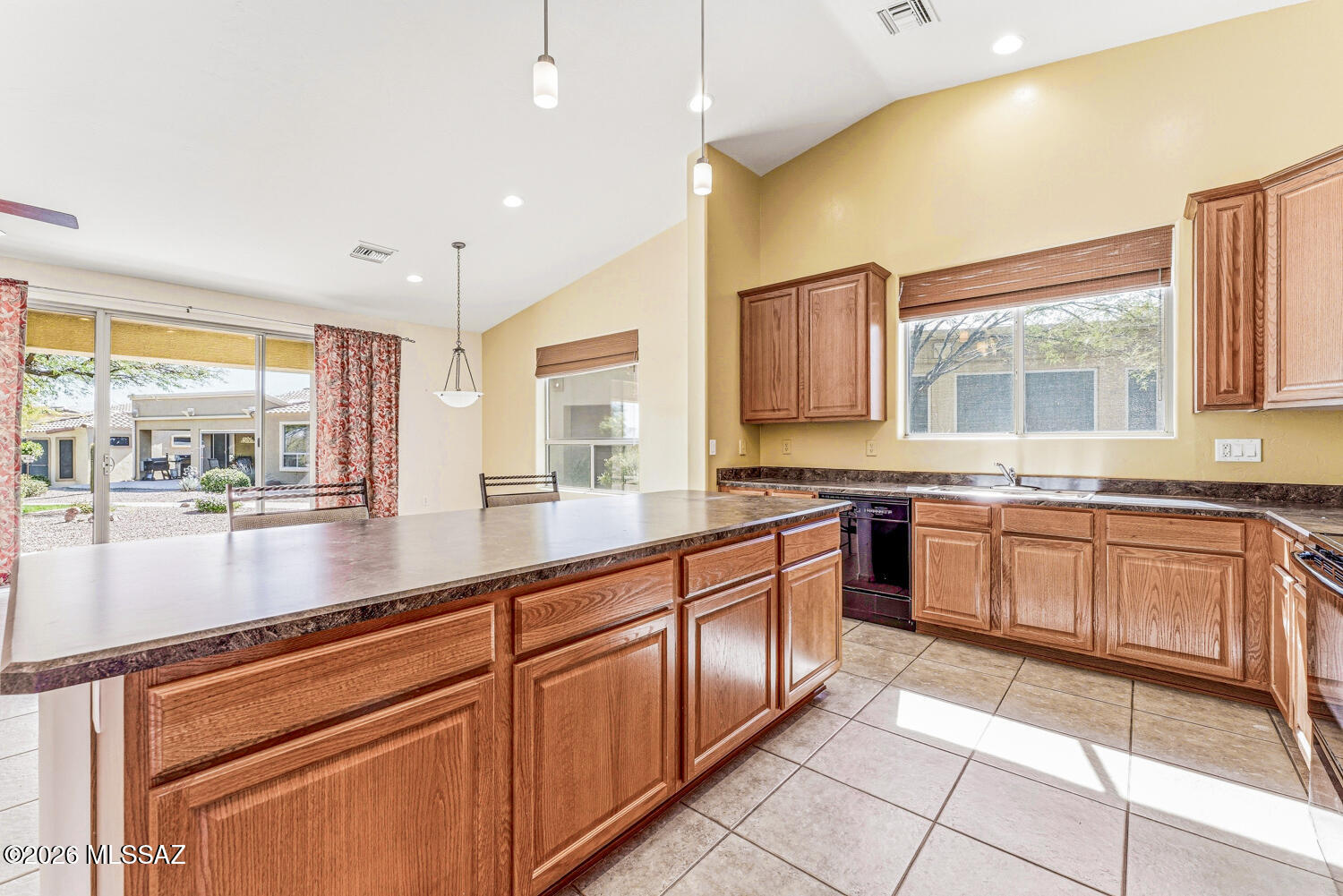 Las Campanas Villiage Phase II (112-219) - Residential