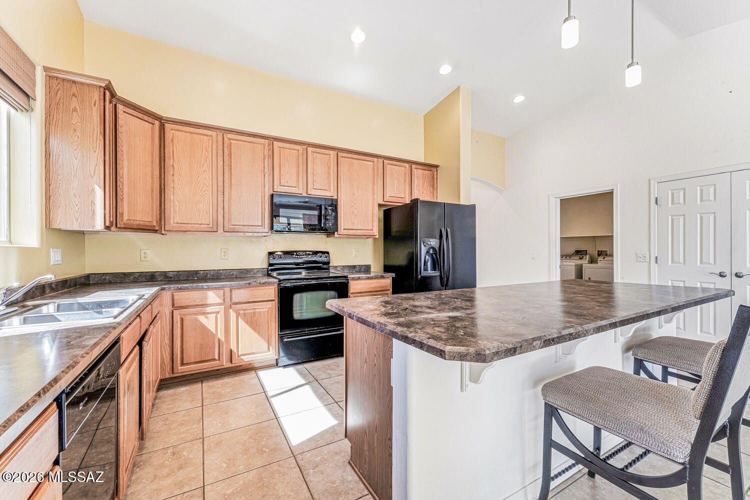 Las Campanas Villiage Phase II (112-219) - Residential