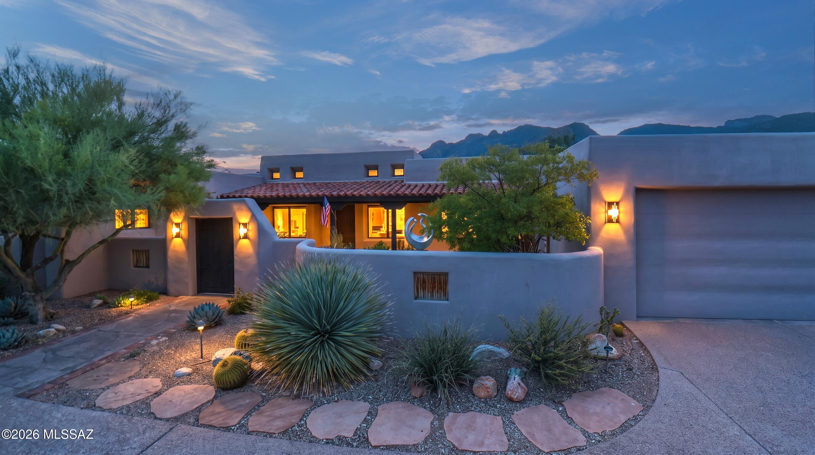 1872 E Quiet Canyon Drive