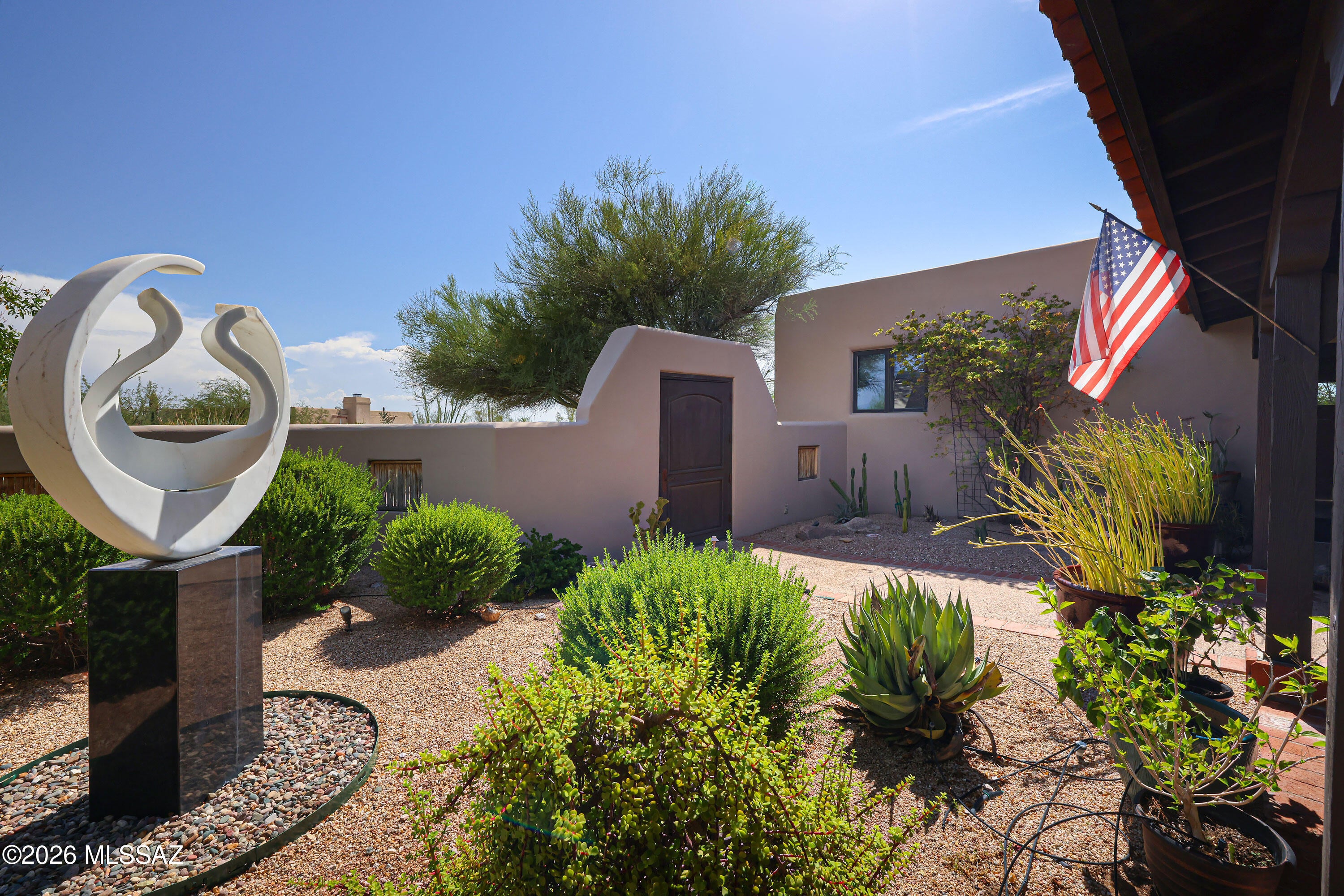 1872 E Quiet Canyon Drive