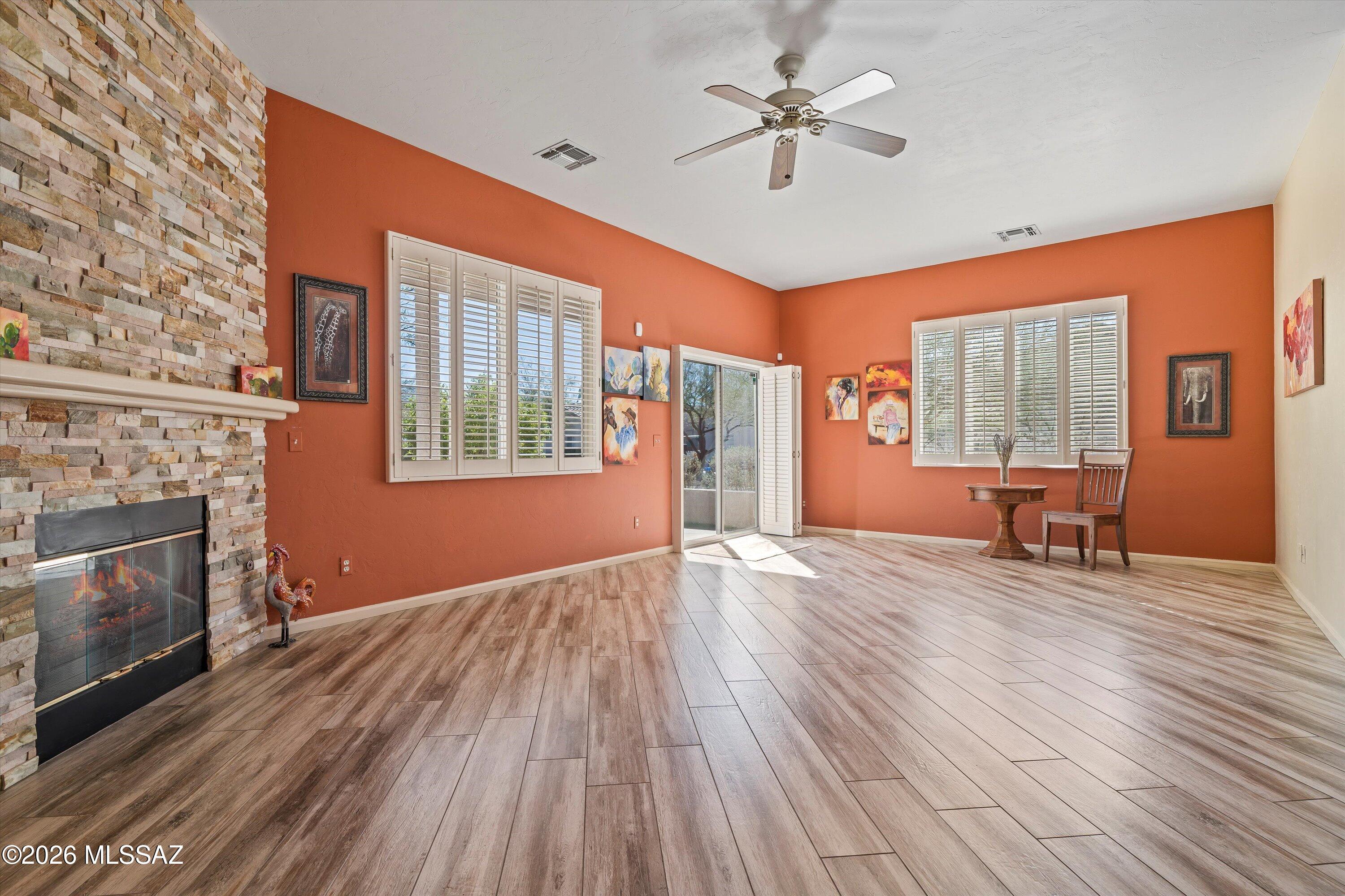 1497 W Carmel Pointe Drive