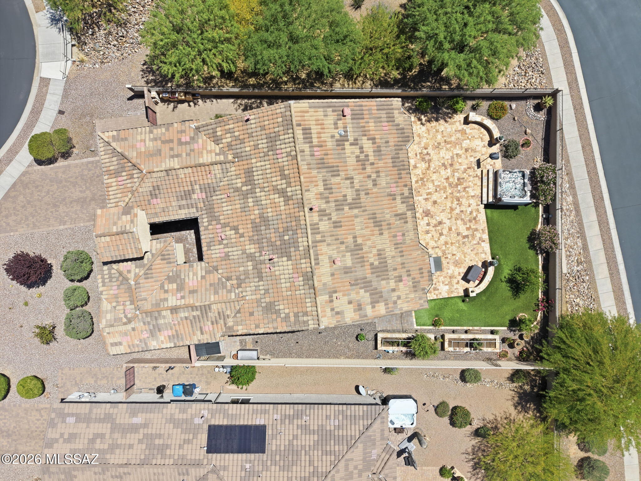 935 W Zebra Tail Court