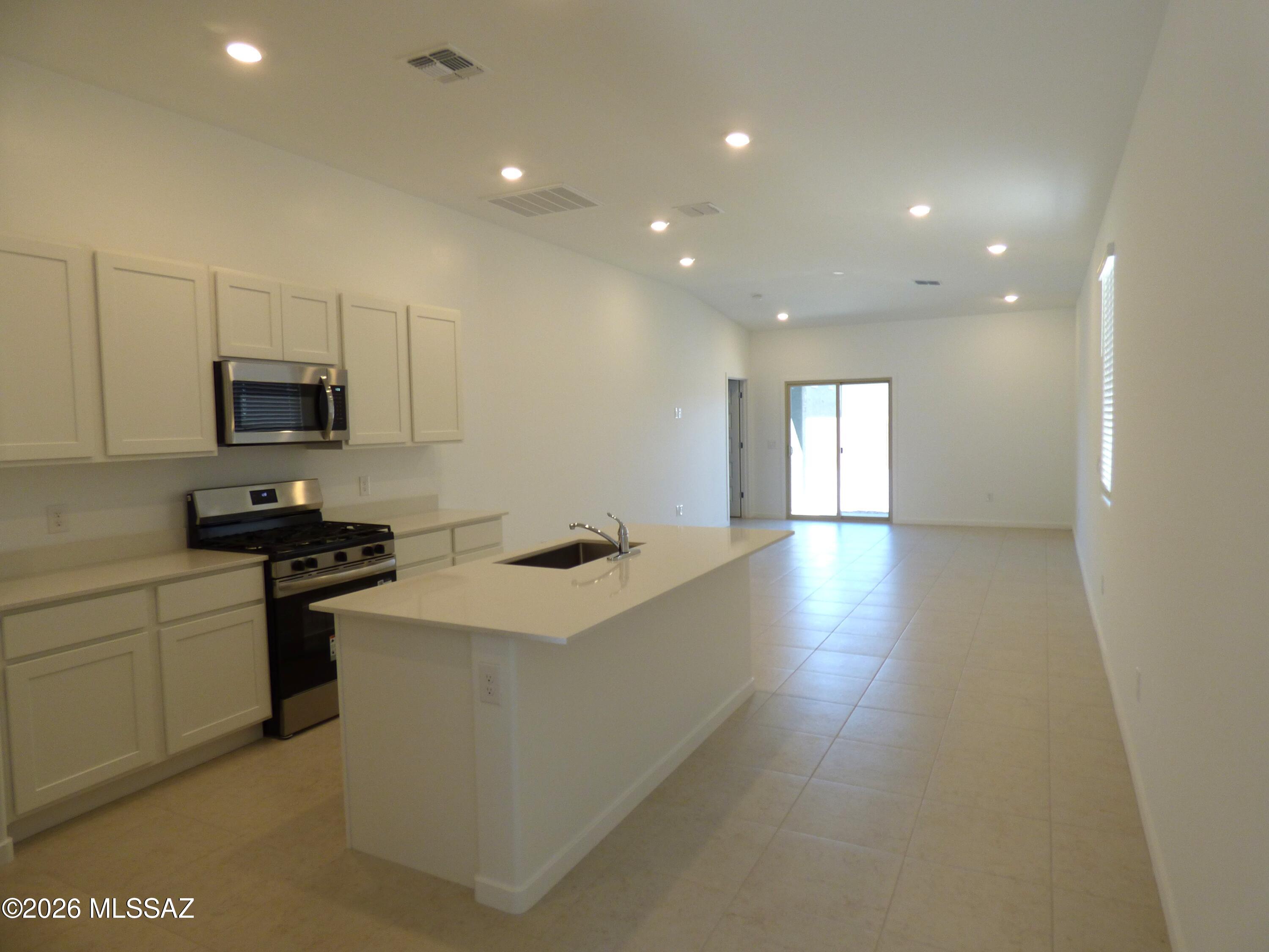 Gladden Farms BLK 30 - Residential Lease