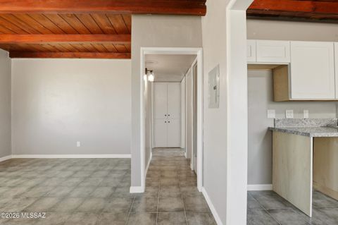 2758 N Montezuma Avenue Tucson AZ 85712