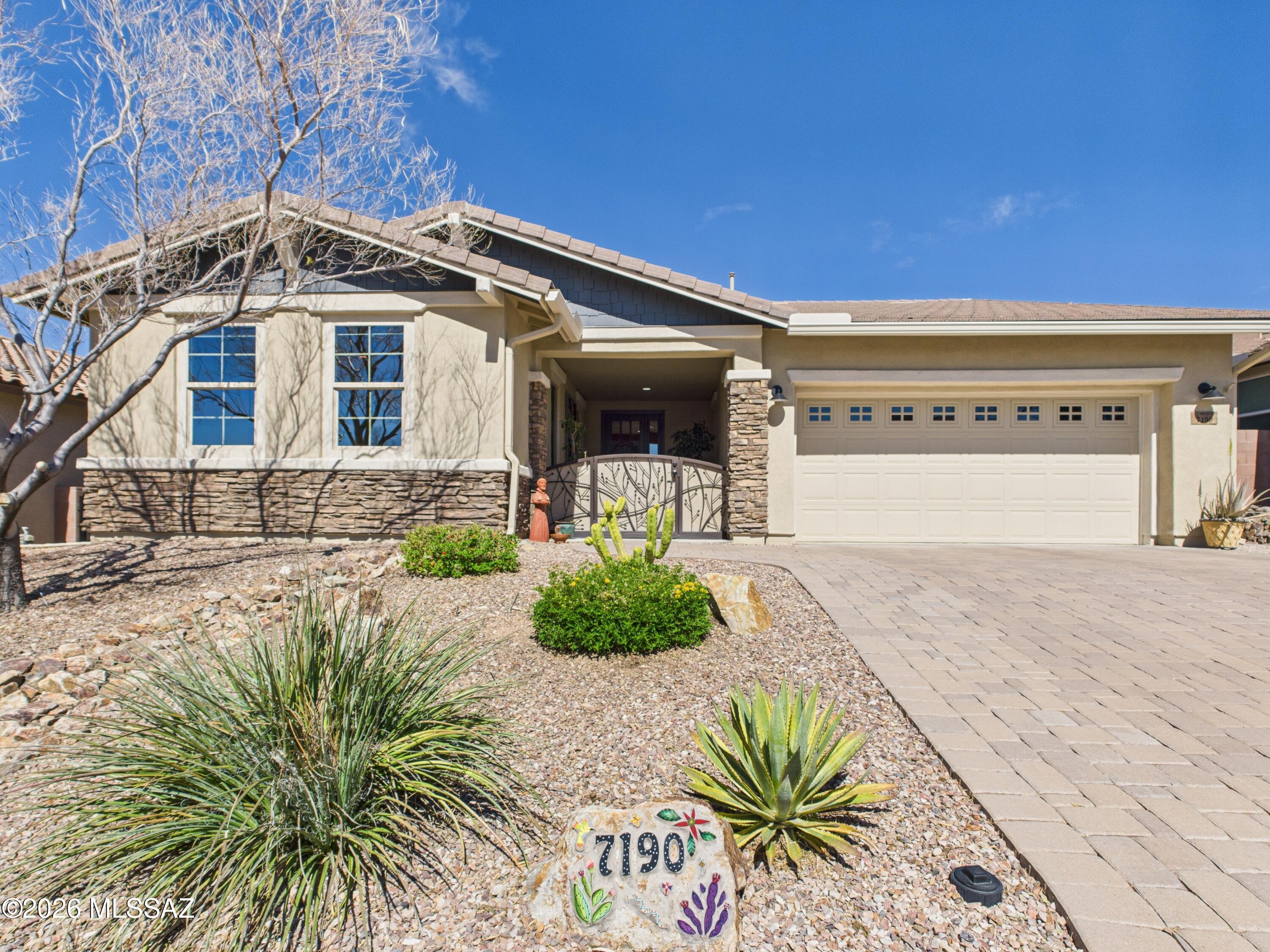 Golden Barrel Place At Dove Mountain SQ20141710079 - Residential