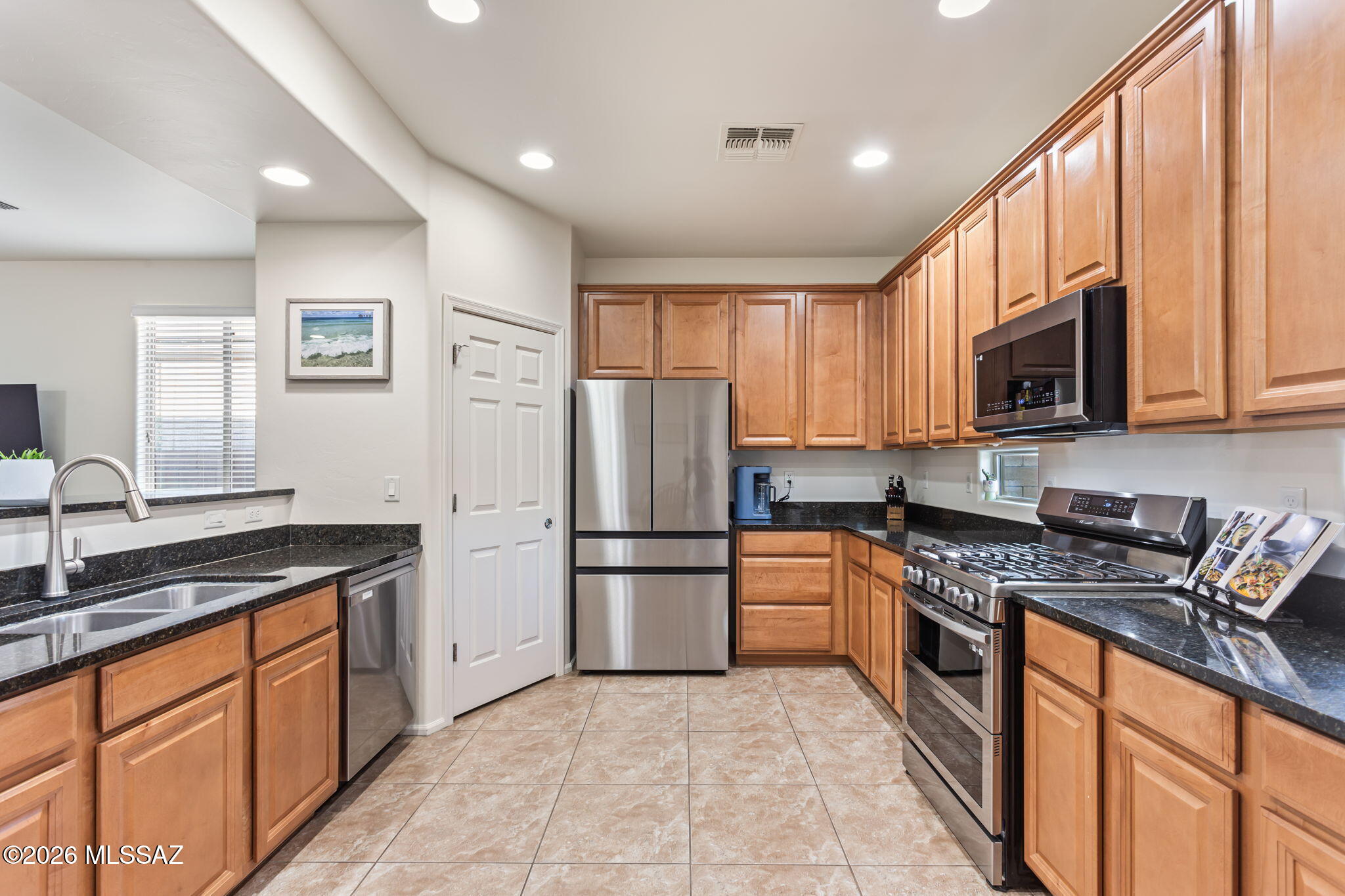10464 S Cutting Horse Drive