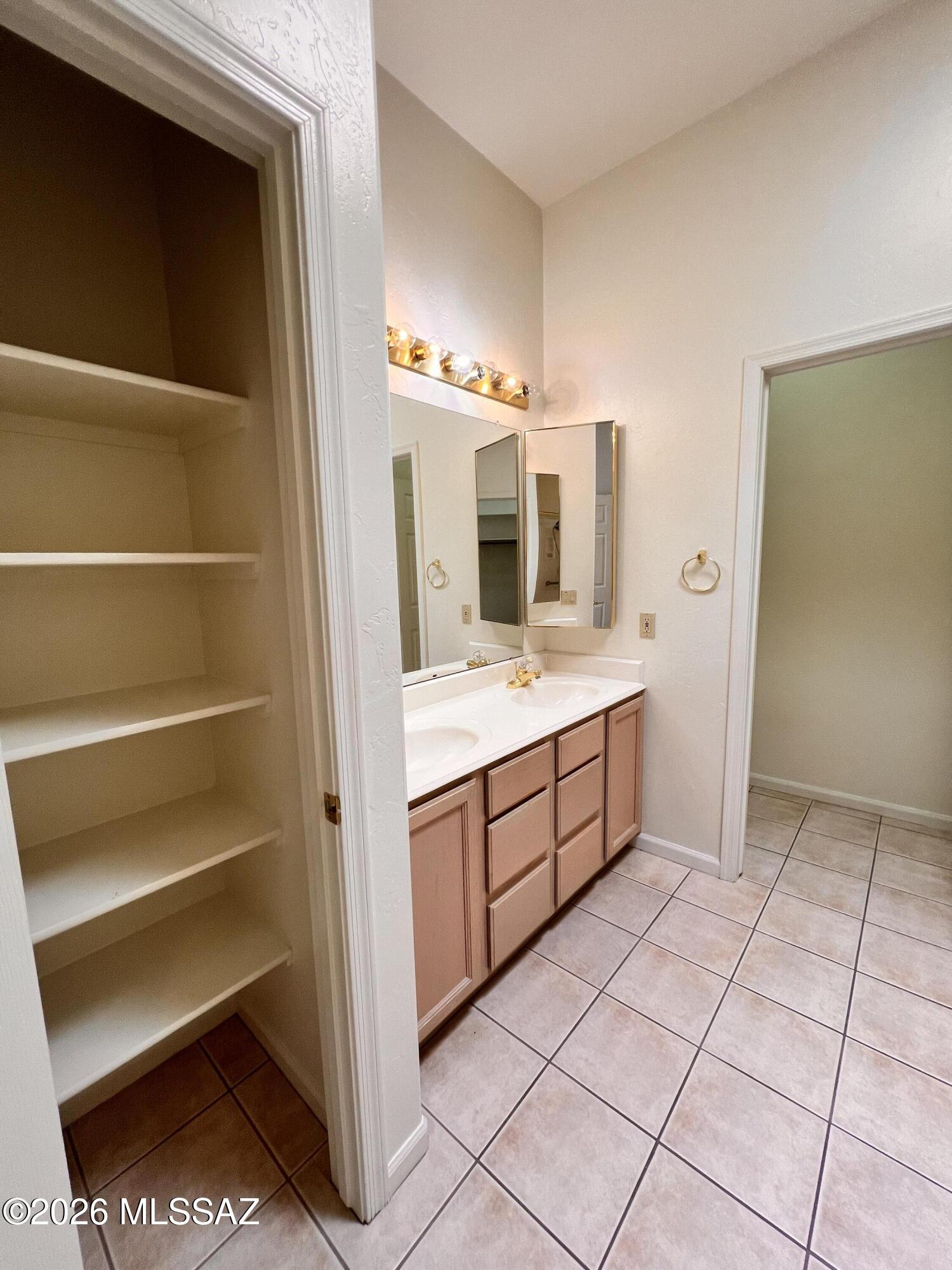Carmel Pointe (1-104) - Residential Lease