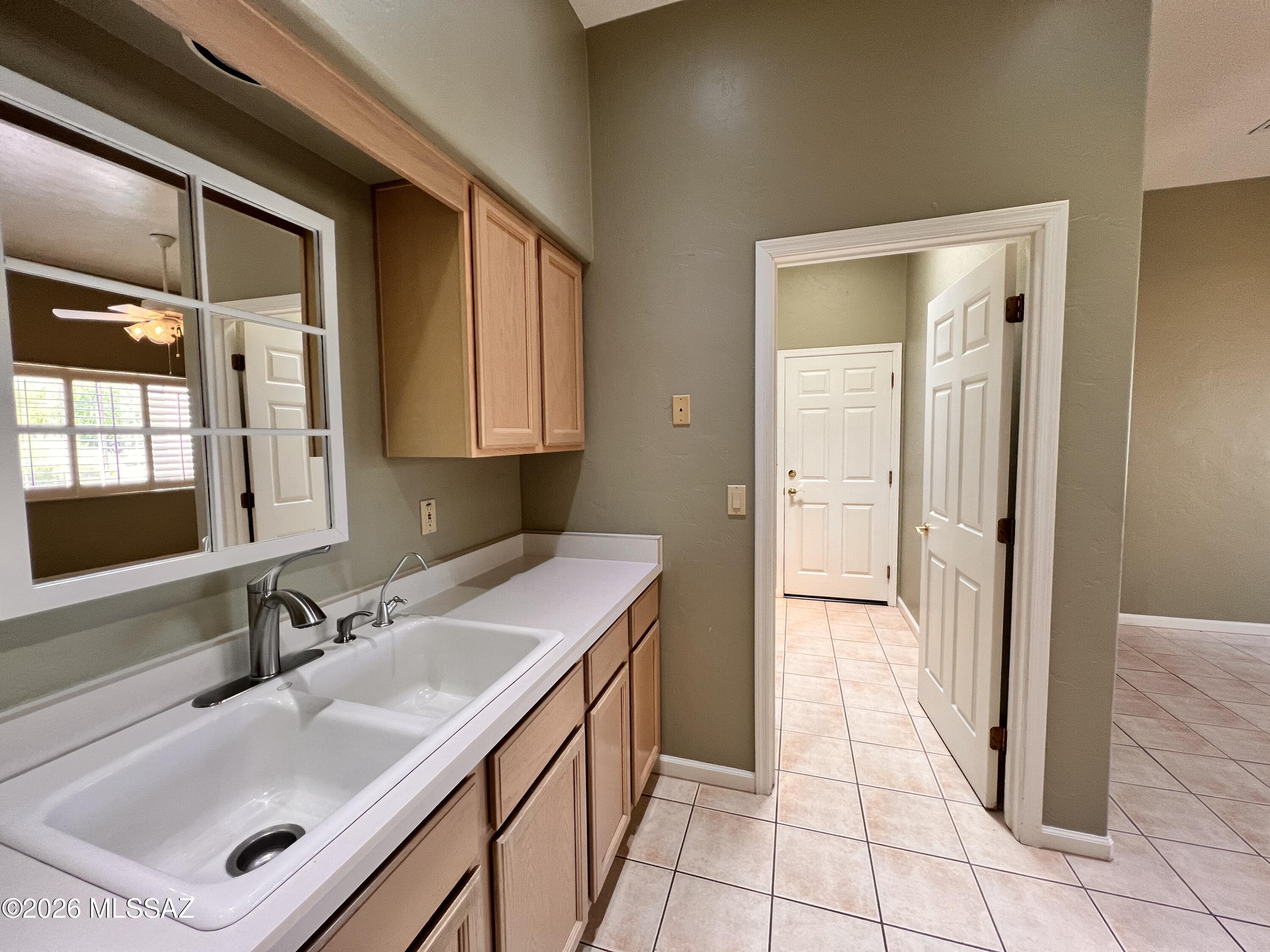 Carmel Pointe (1-104) - Residential Lease