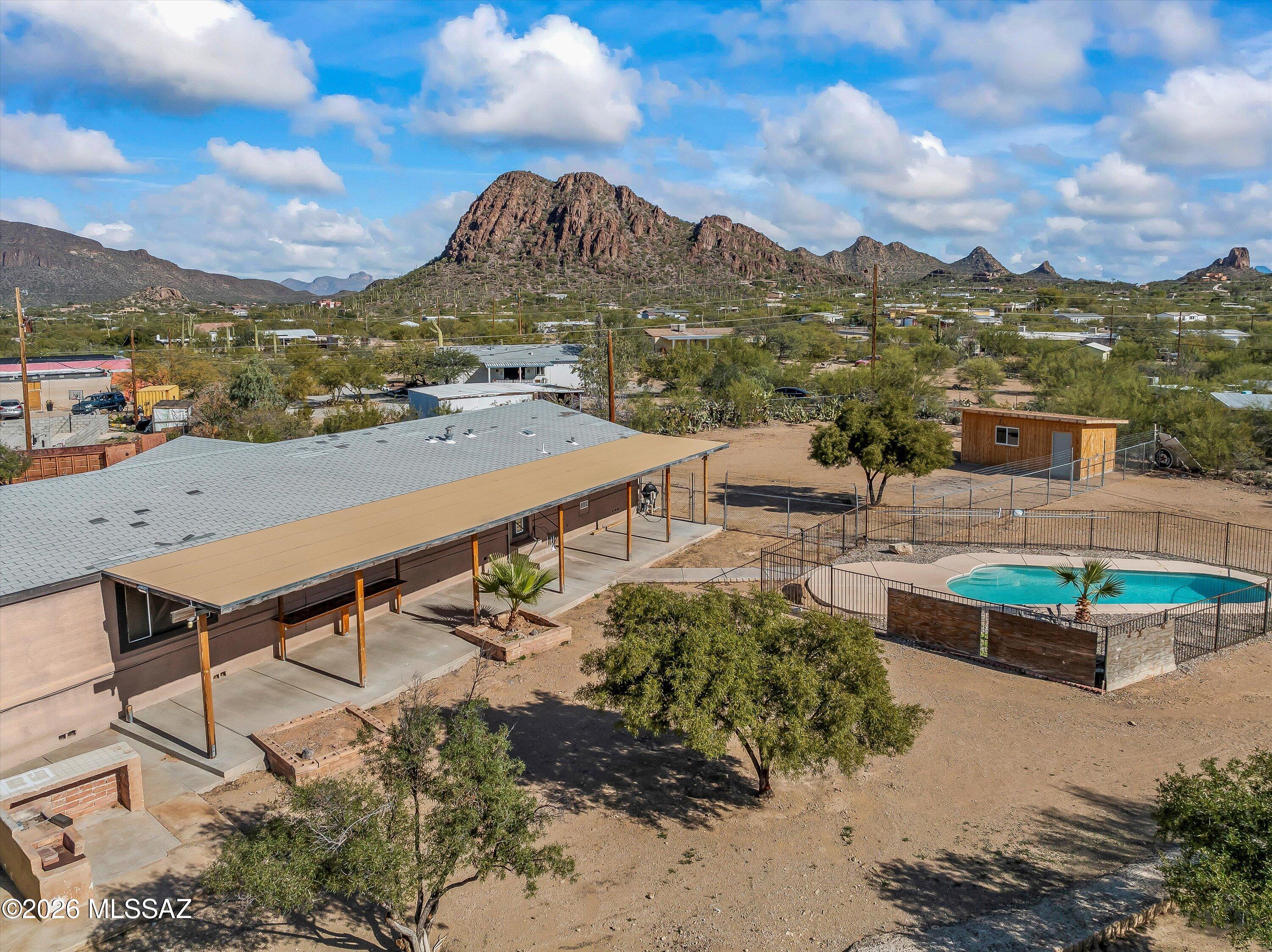 5915 S Joseph Avenue