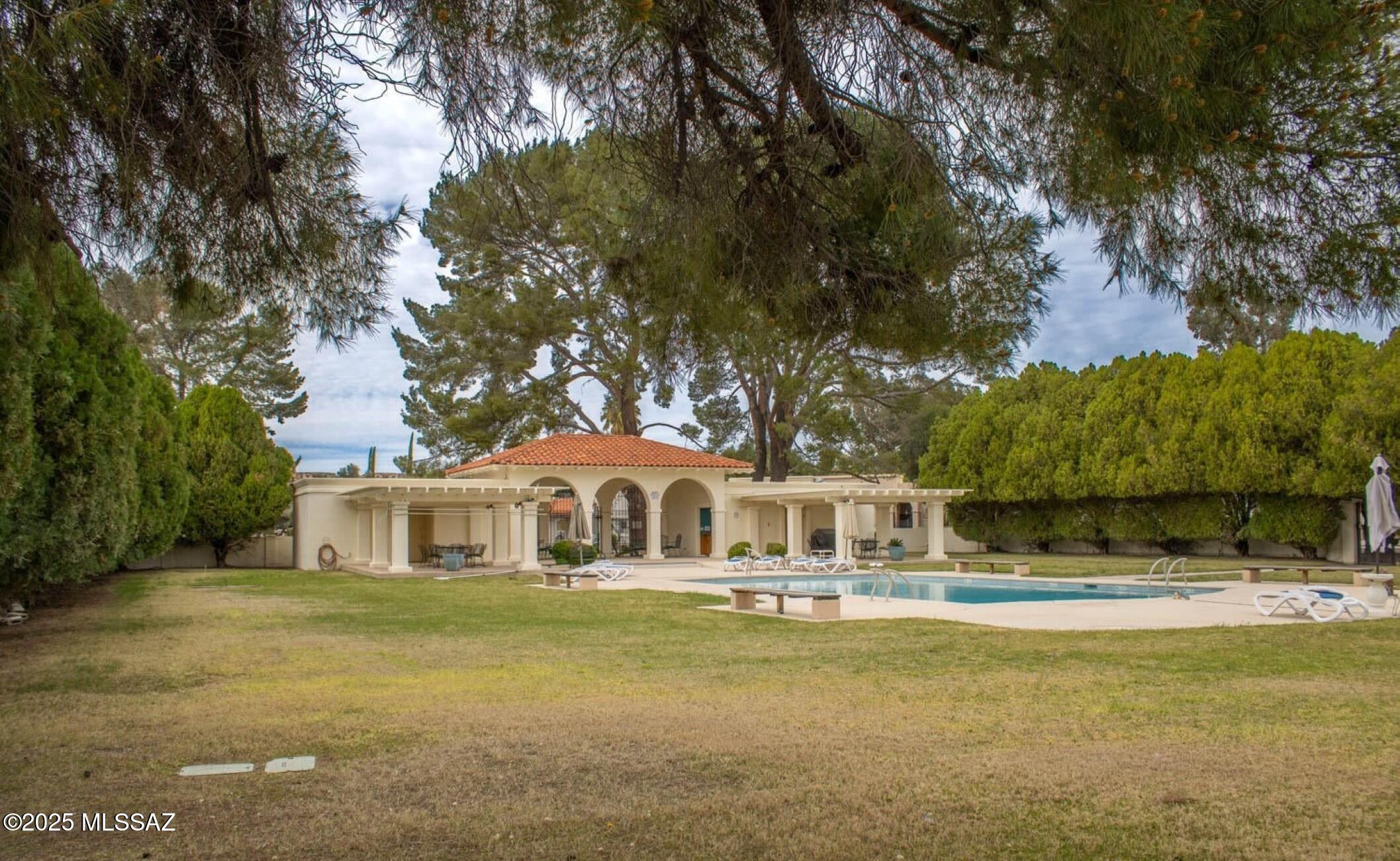 Casas De Oro(1-2) - Residential