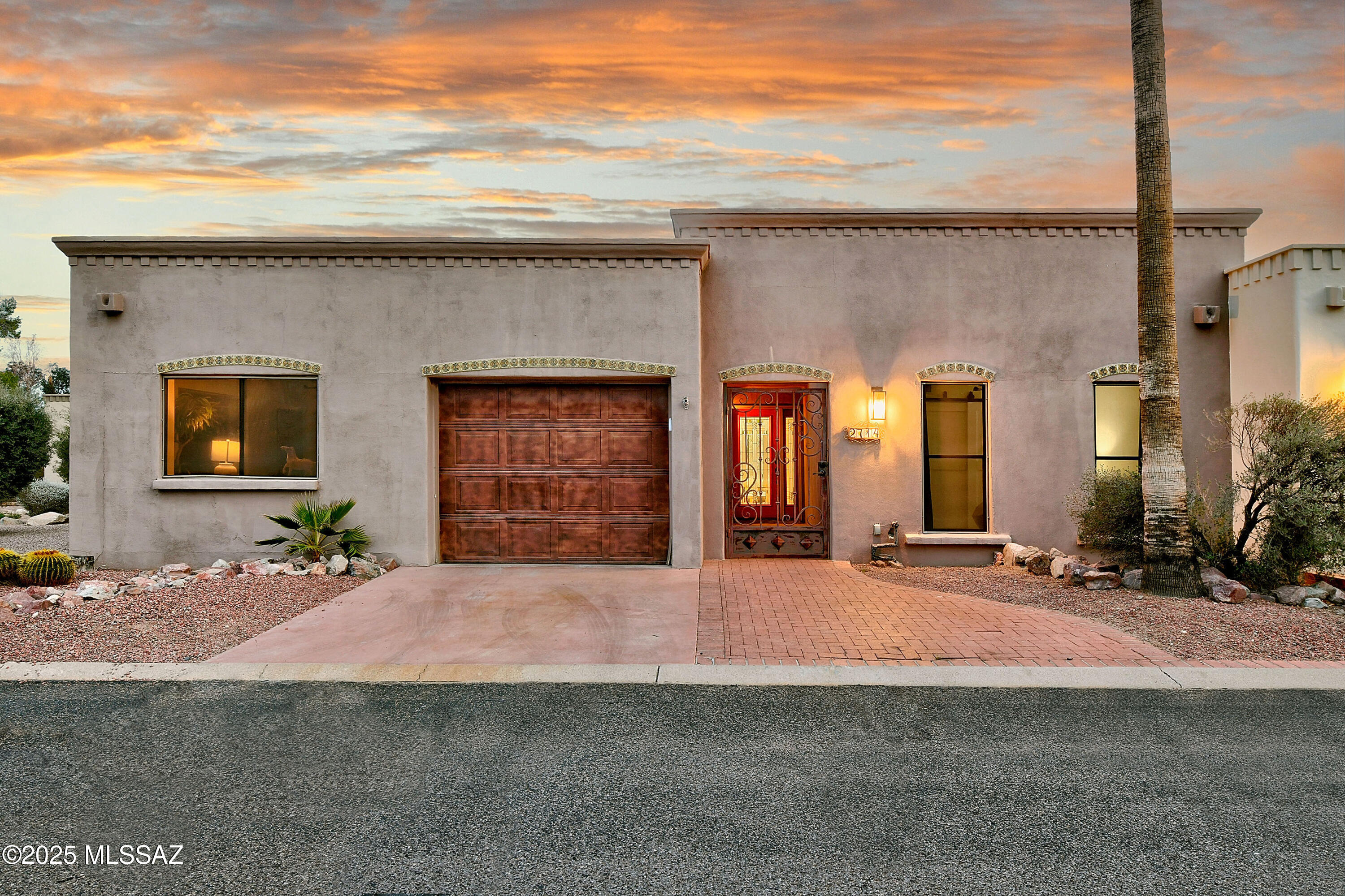 Casas De Oro(1-2) - Residential