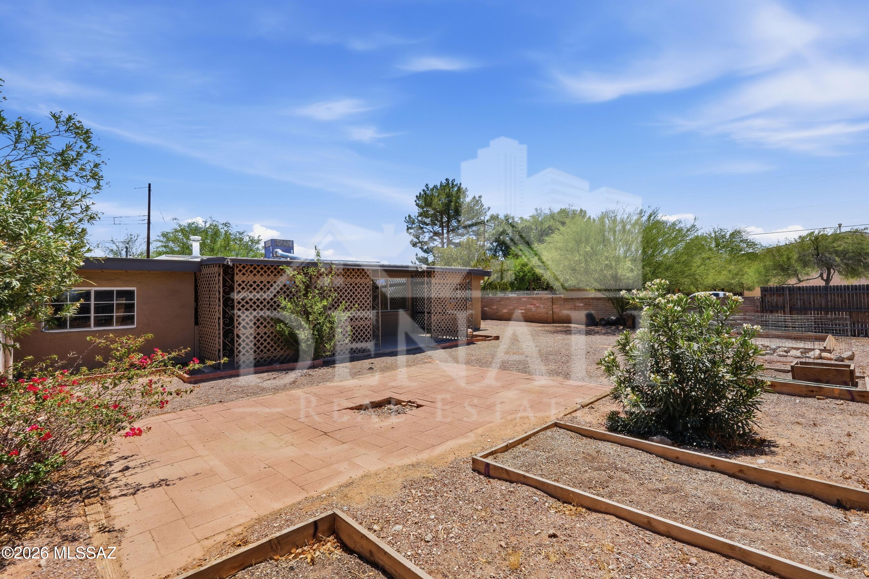 Amphitheater Acres Addn. - Residential Lease