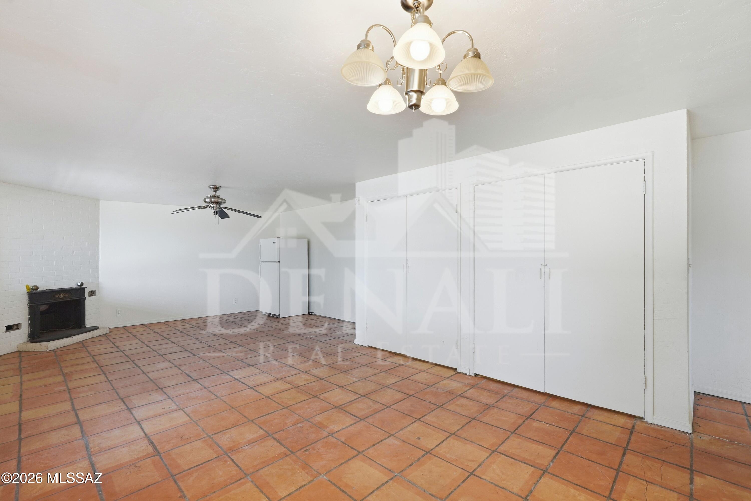 Amphitheater Acres Addn. - Residential Lease