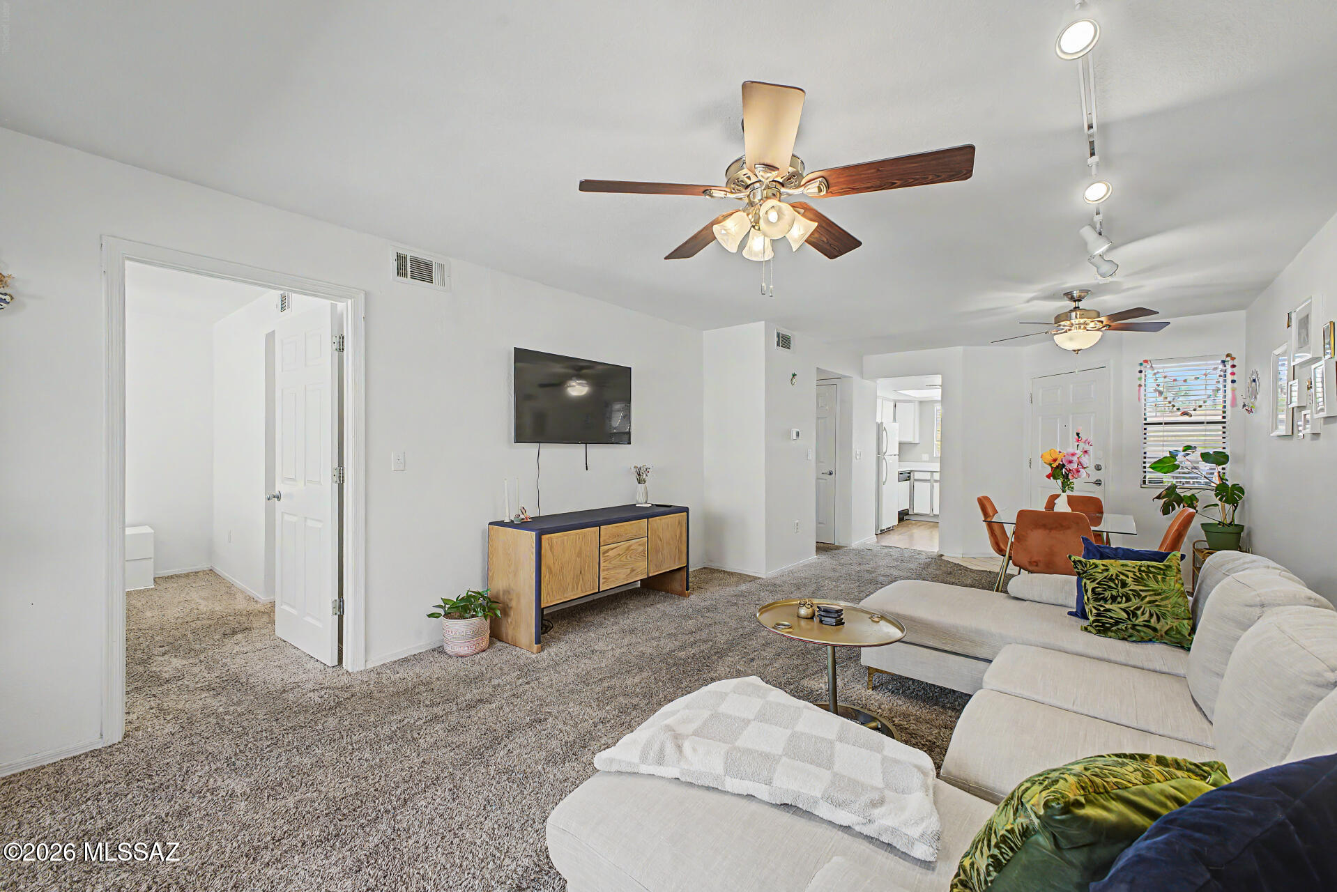 7255 E Snyder Road 12104
