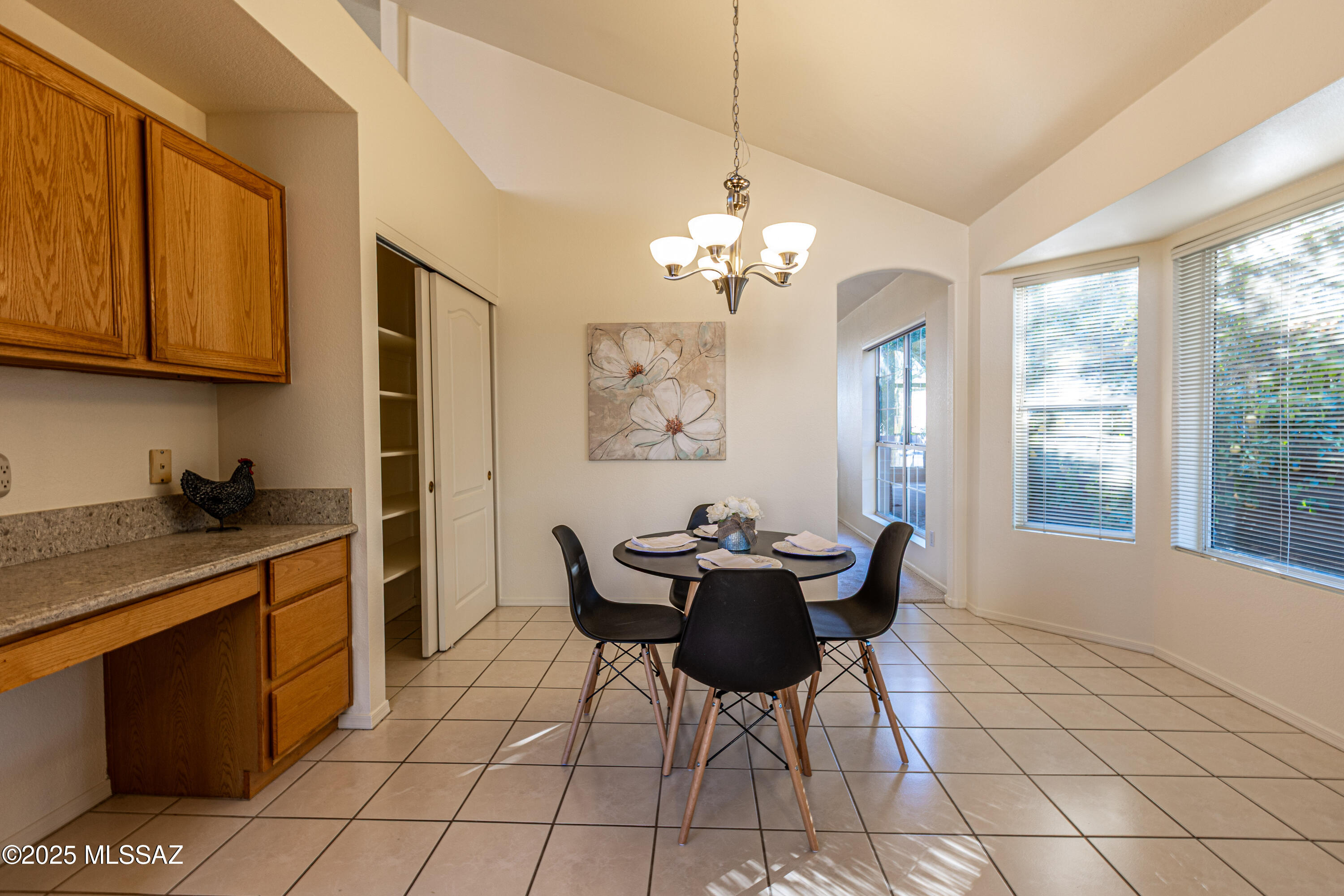 1380 W Copper Creek Place