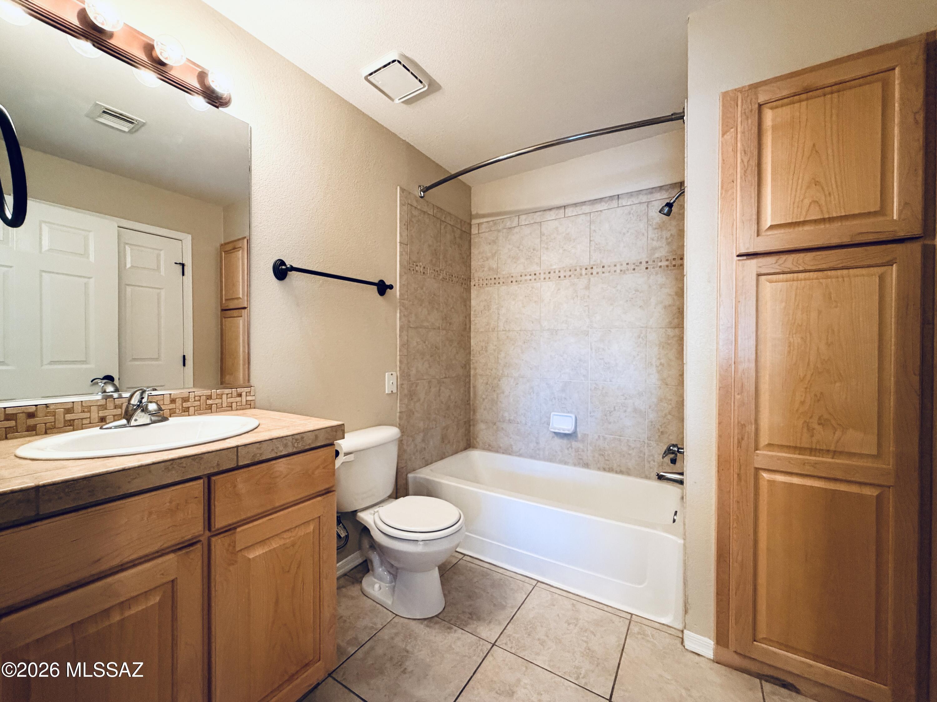 The Boulders at La Reserve Condominiums - Residential Lease