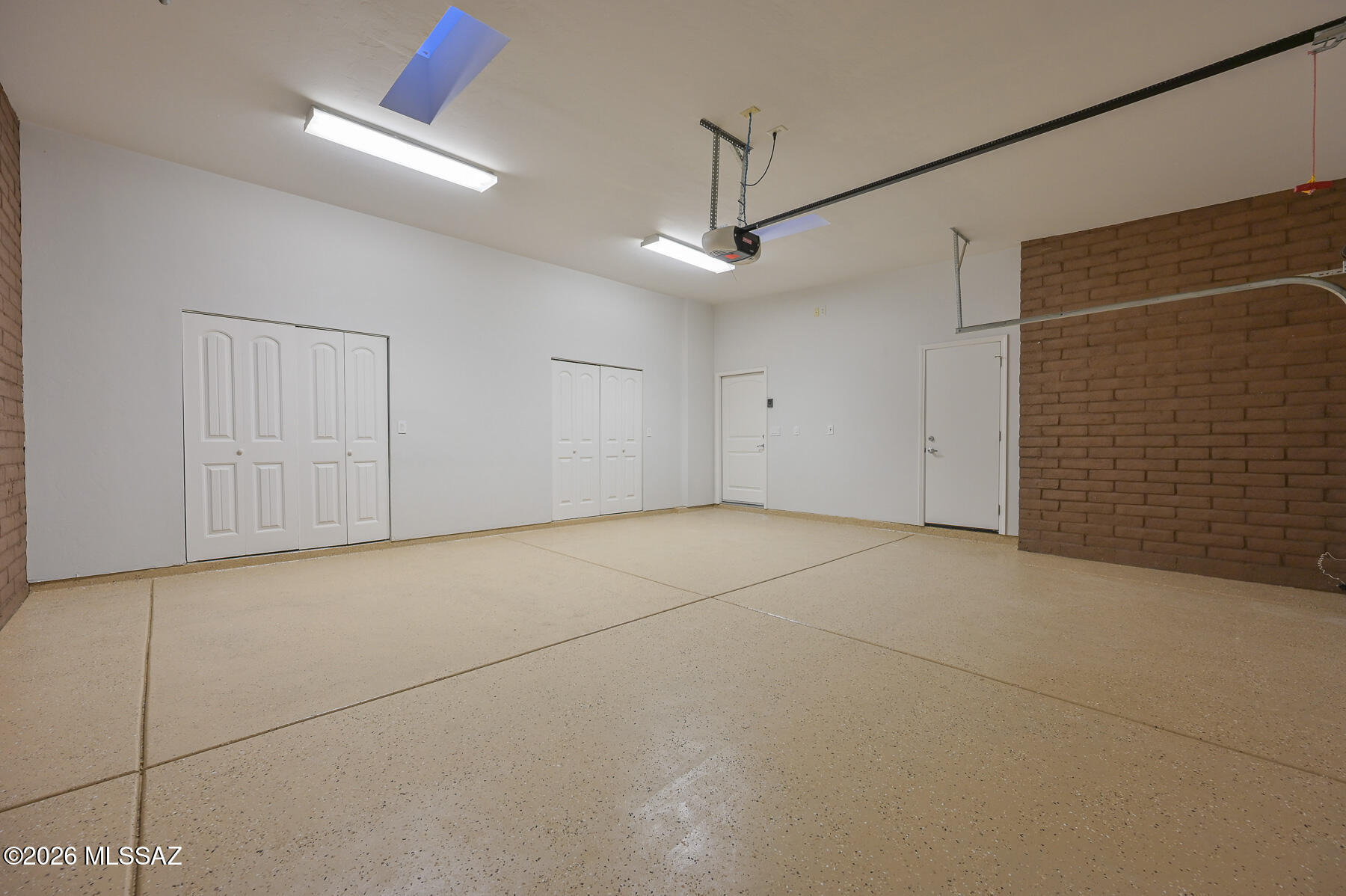 New Tucson Unit NO. 25 - Residential