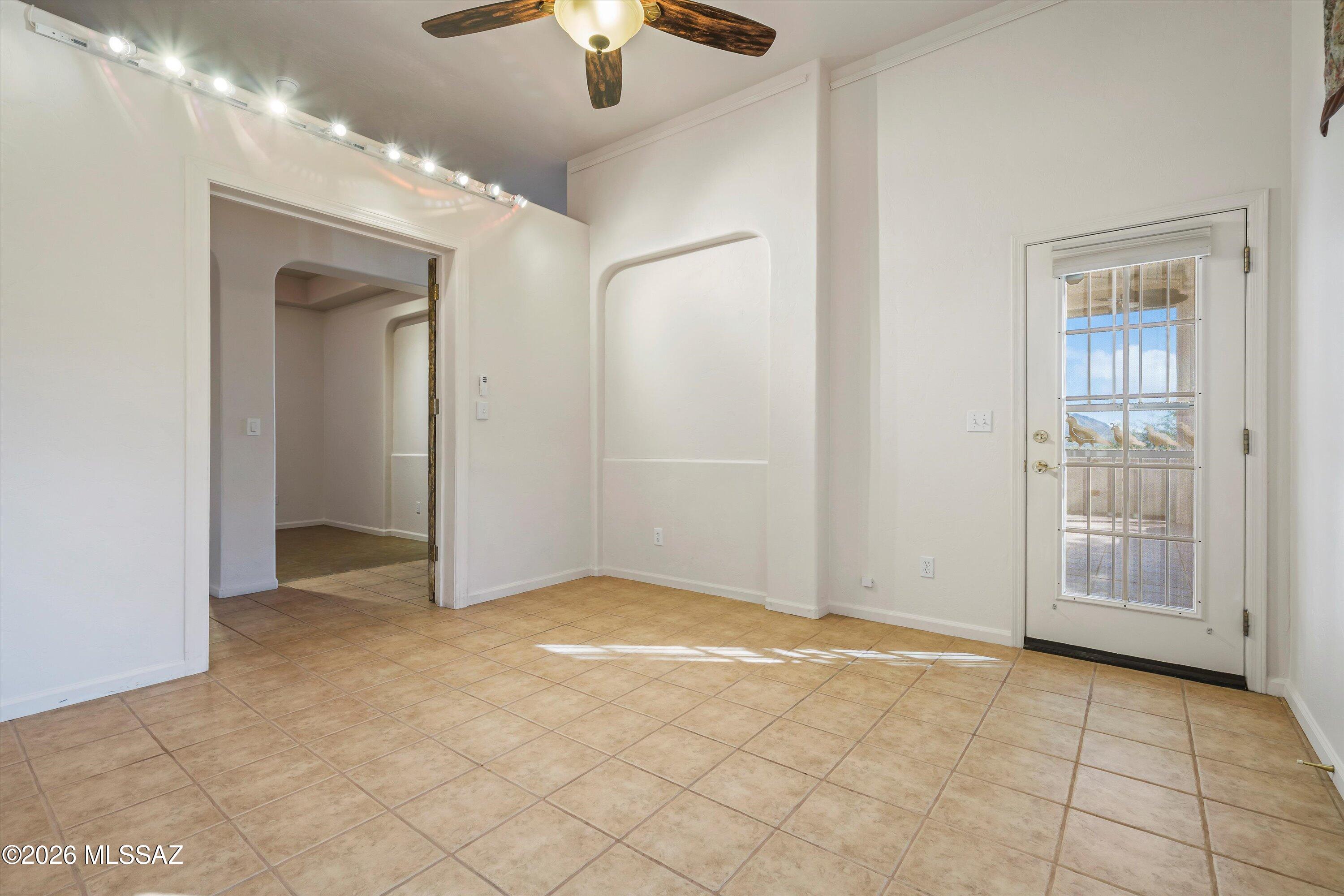 Carmel Pointe (1-104) - Residential