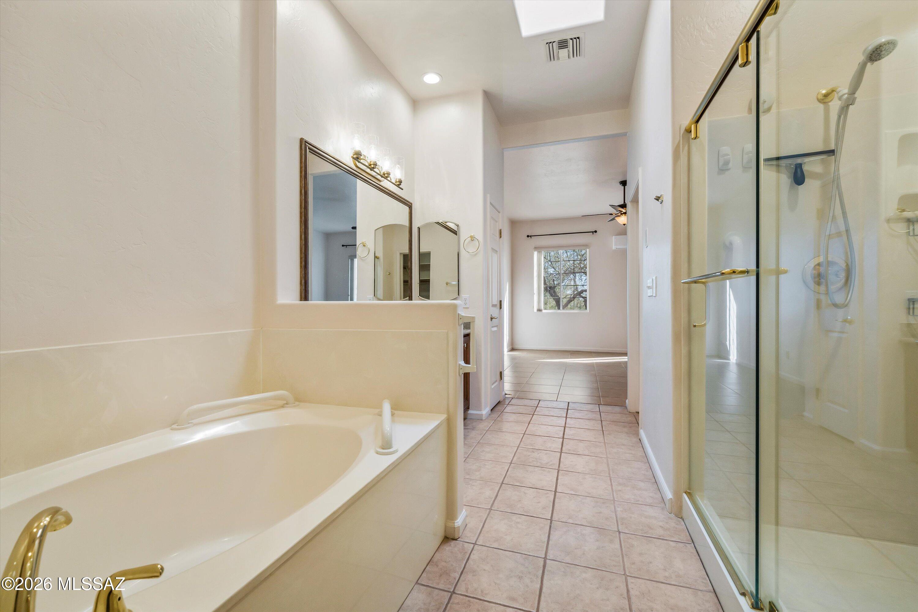 Carmel Pointe (1-104) - Residential