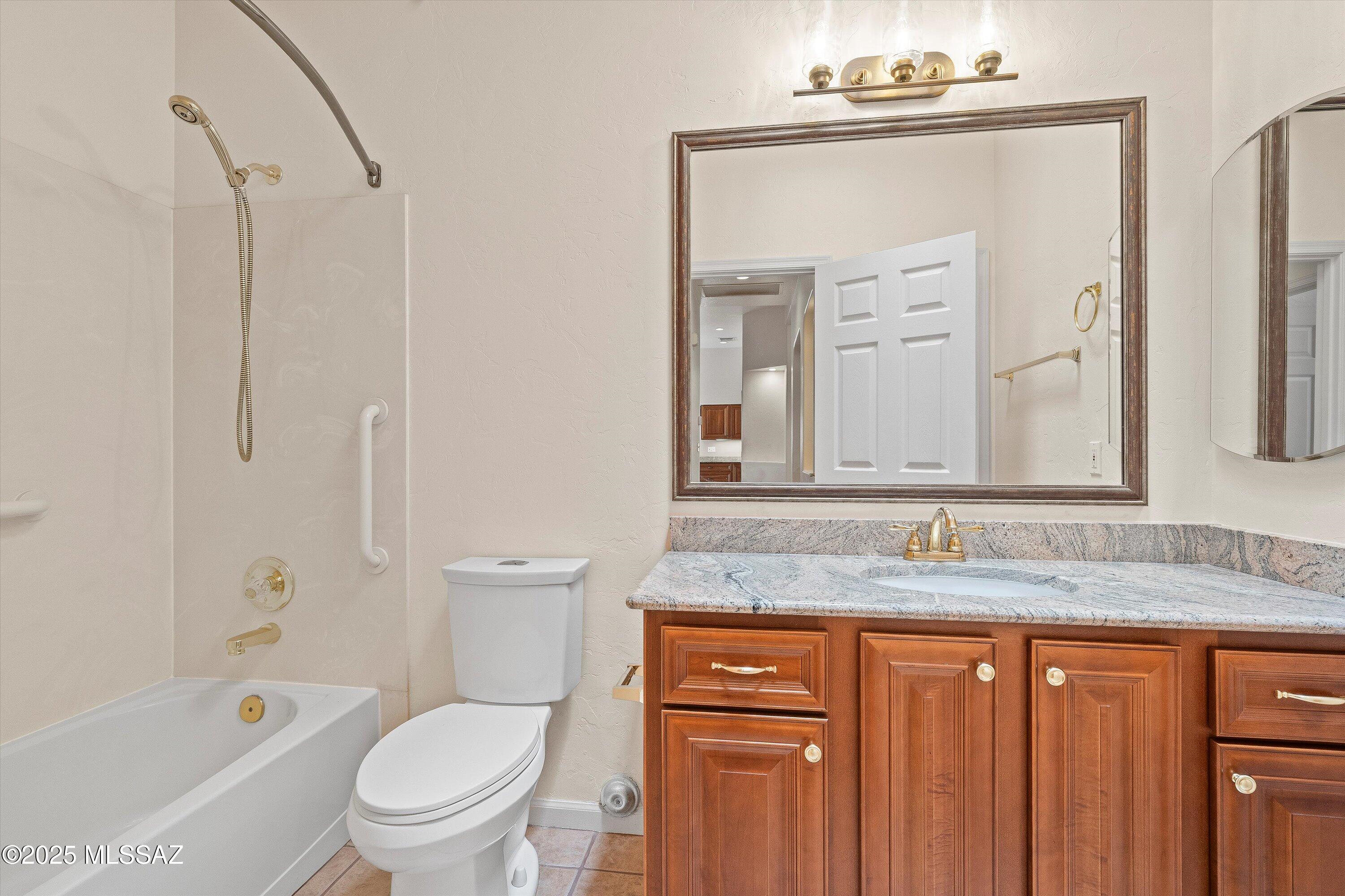 Carmel Pointe (1-104) - Residential