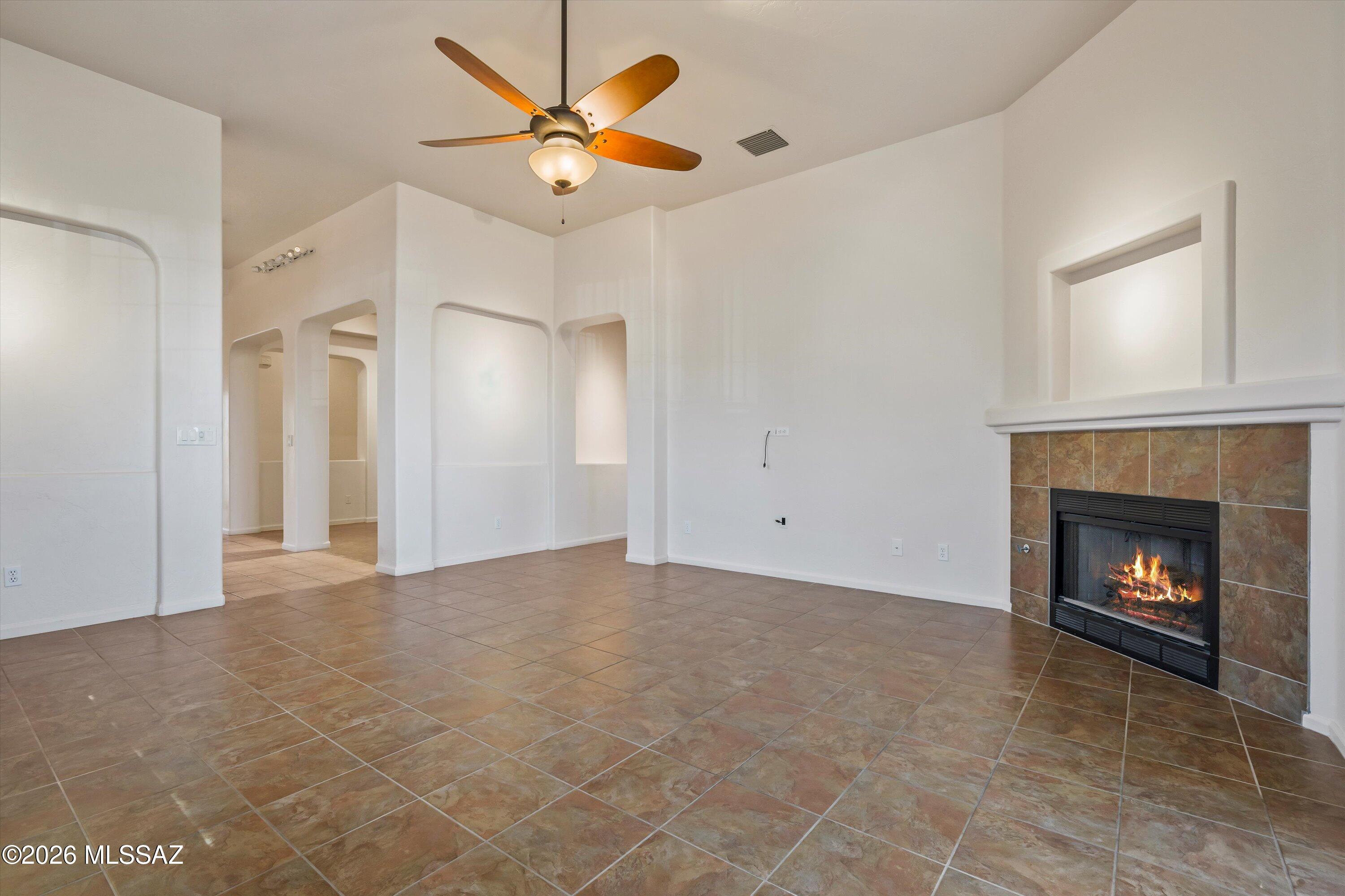 Carmel Pointe (1-104) - Residential