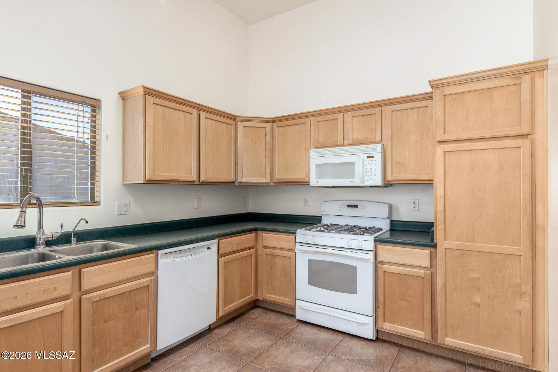 Rincon Trails (1-505) - Residential