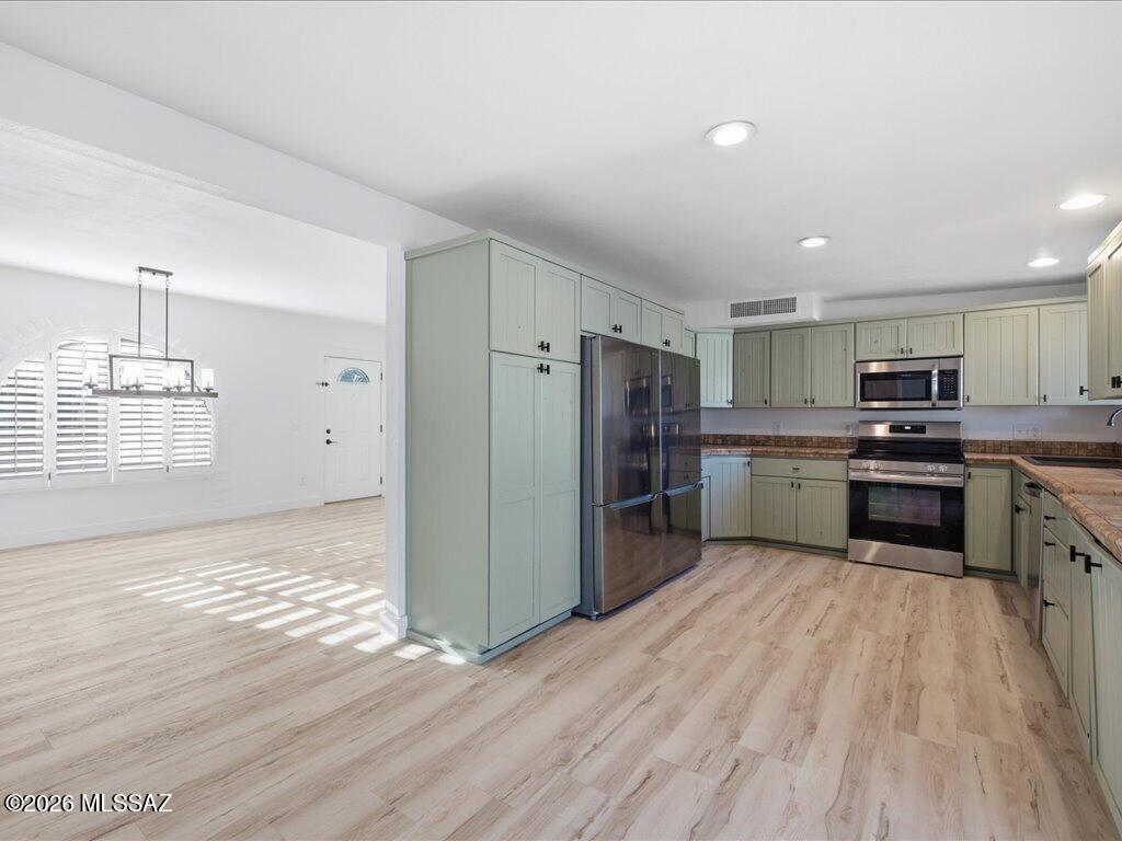 8790 N Morning View Drive
