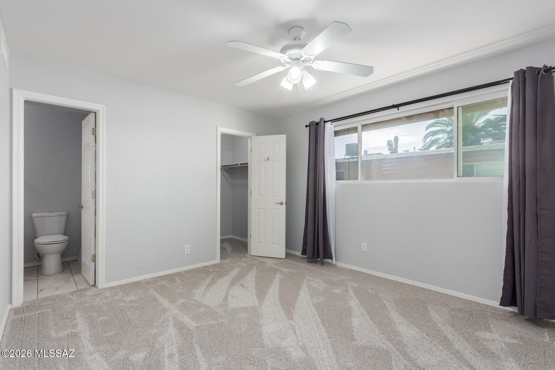 Villa Venice Condos - Residential