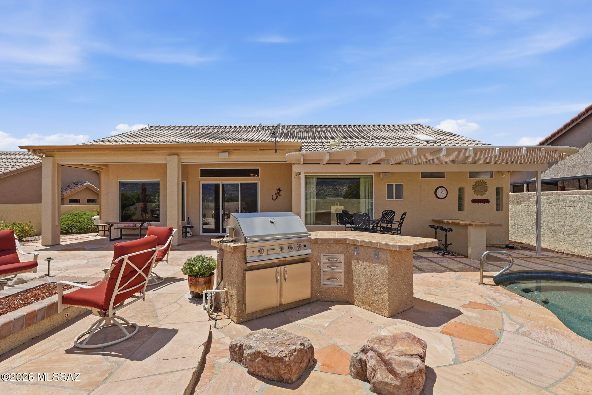 37925 S Boulder Ridge Drive
