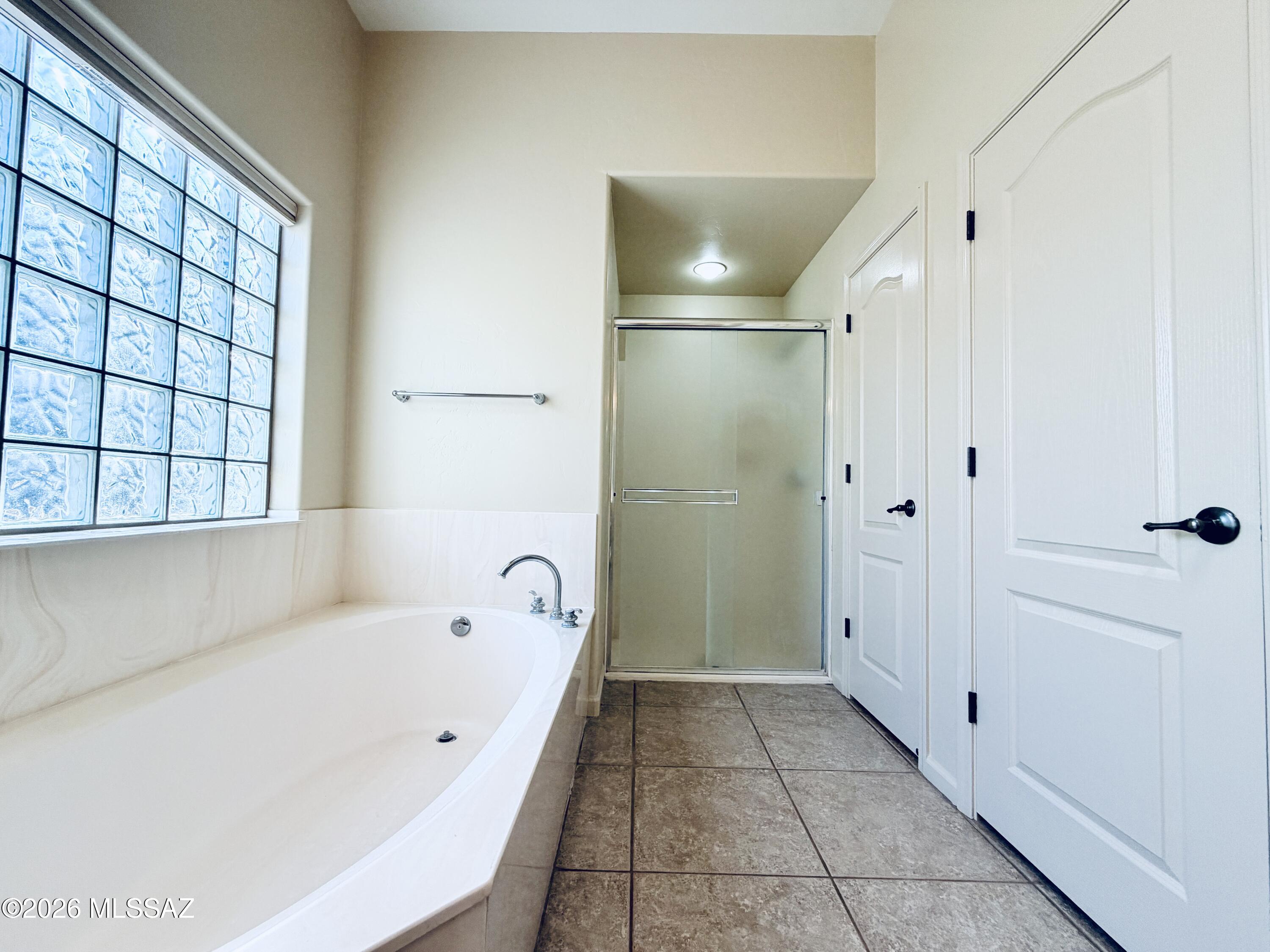 Village Five At the Villages Of La Paloma (1-71) - Residential Lease