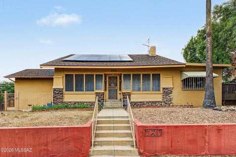 Photo of 920 N 10th Avenue, Tucson, AZ 85705 (MLS # 22625901)