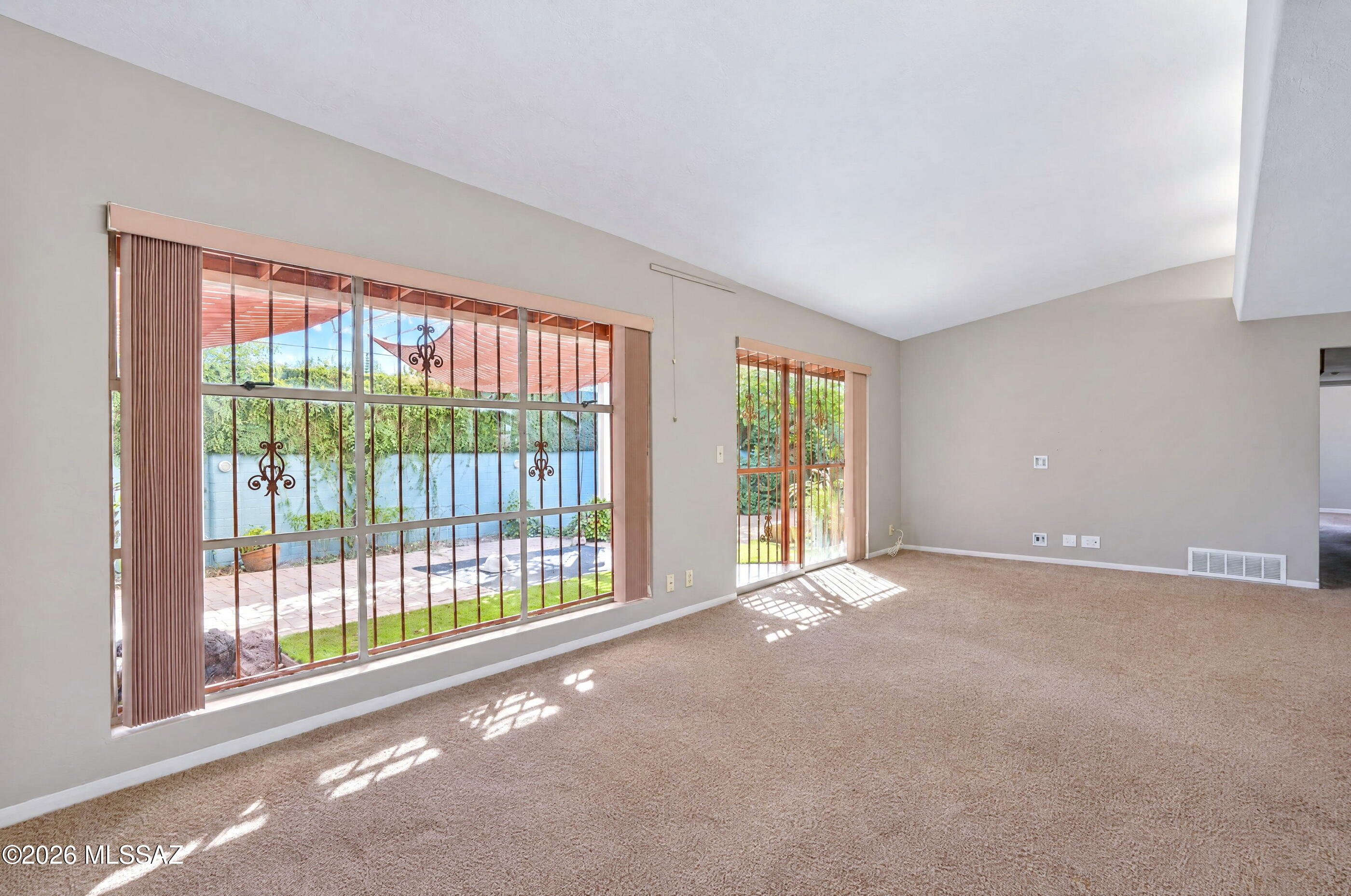 3009 E Copper Street