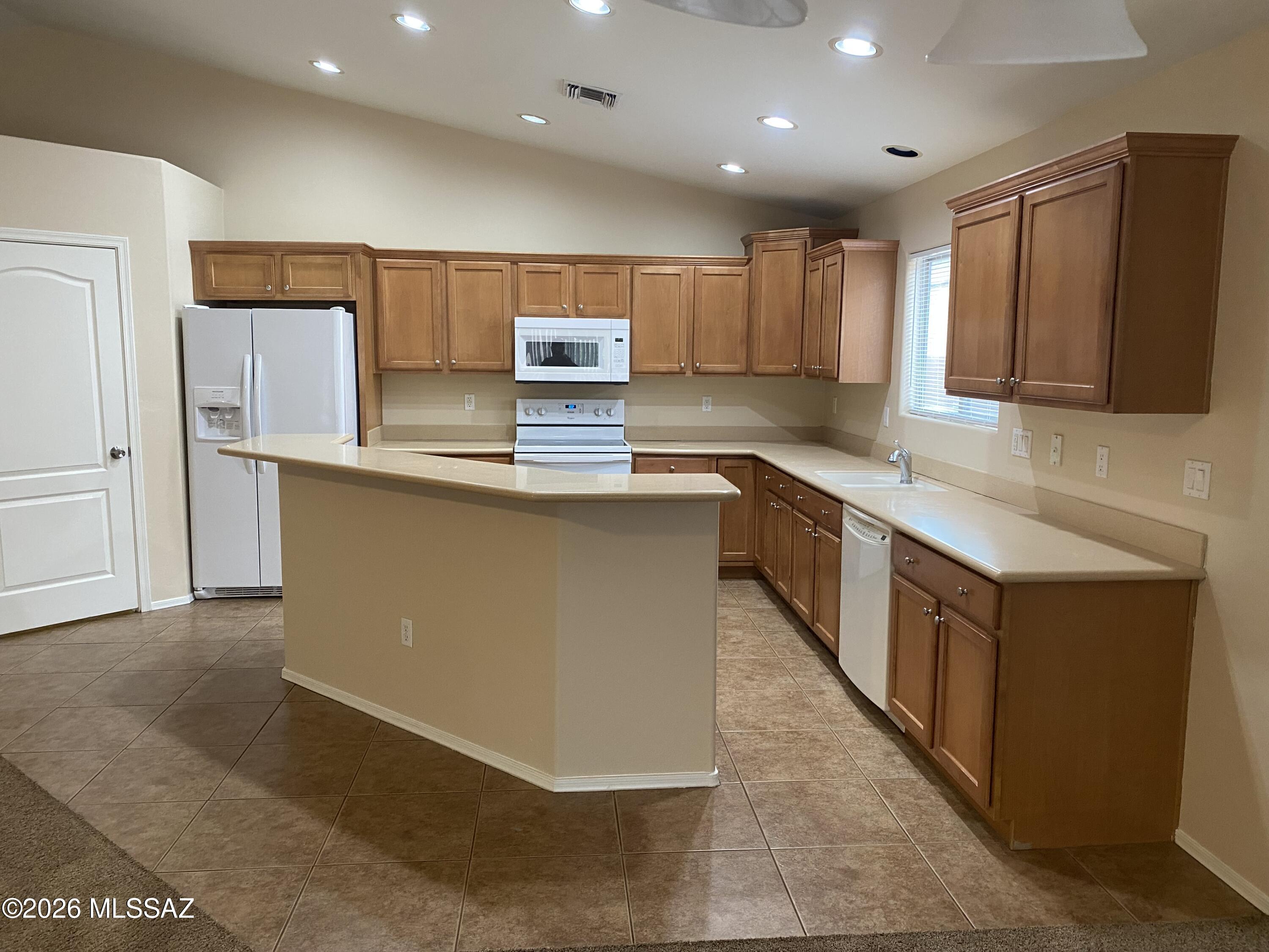 Valencia Reserve South (1-315) - Residential Lease