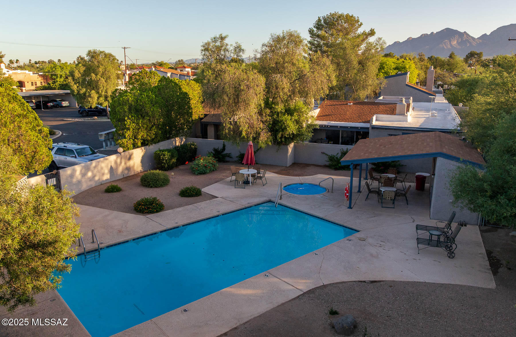 3472 N Richland Drive