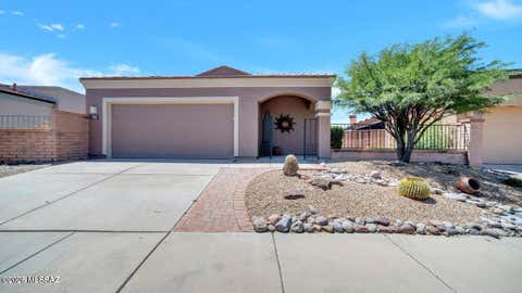 Photo of 1865 W Placita De Diciembre, Green Valley, AZ 85622 (MLS # 22620324)
