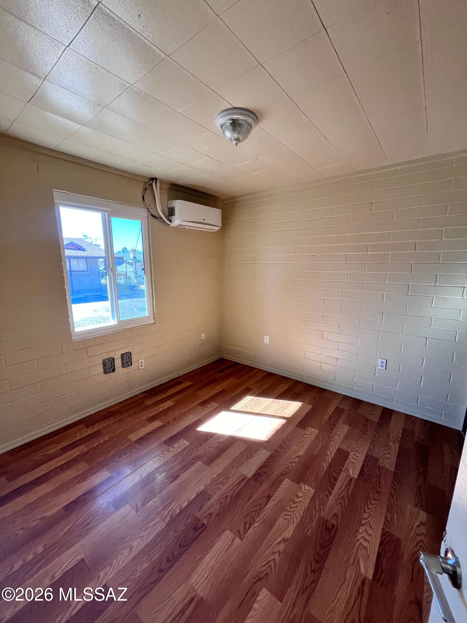 Coronado Heights - Residential Lease