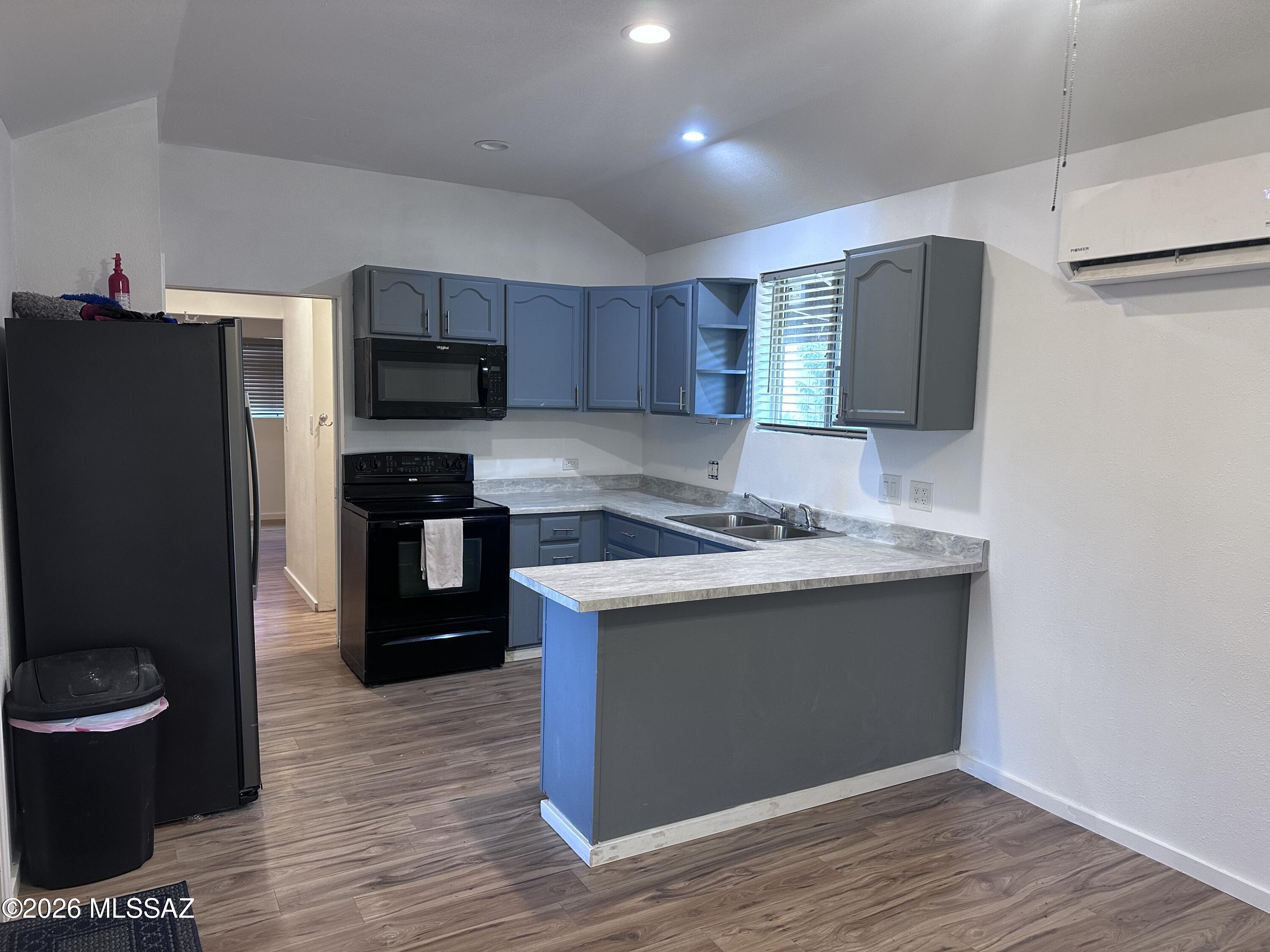 Mescal Lakes - Residential