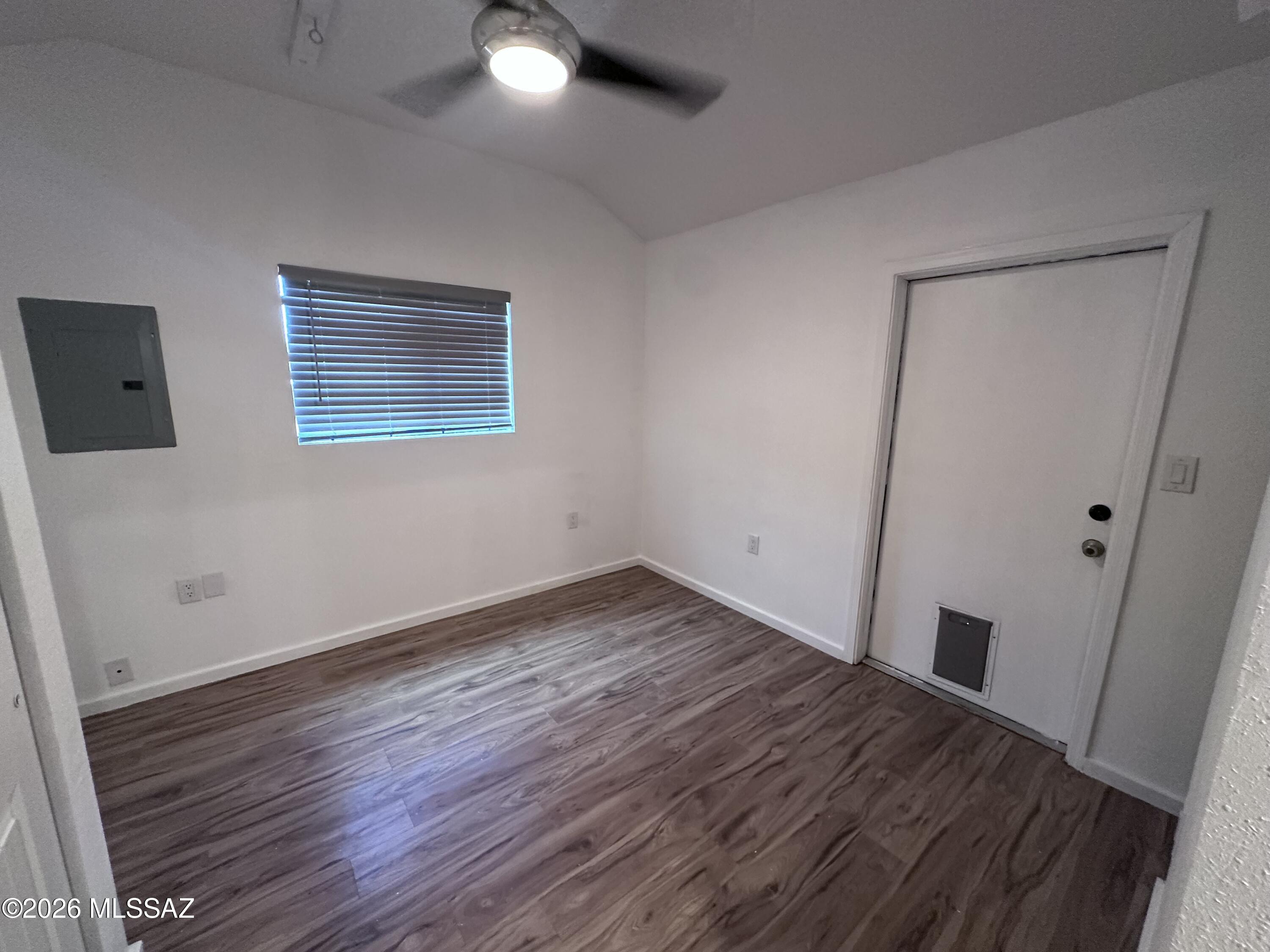 Mescal Lakes - Residential